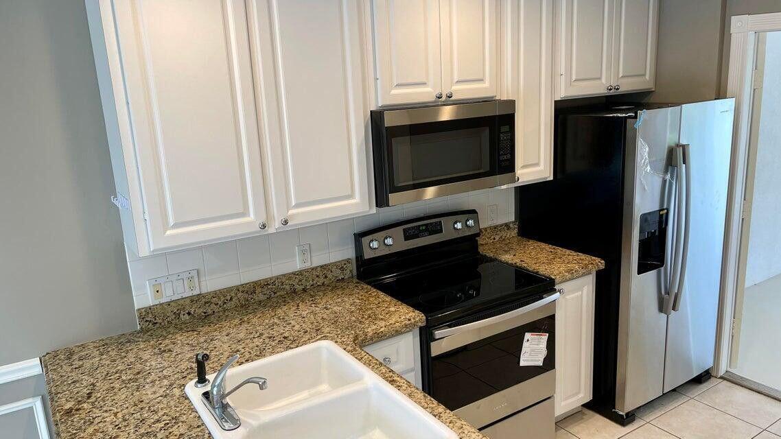 2039 TARPON LAKE, West Palm Beach FL 33411