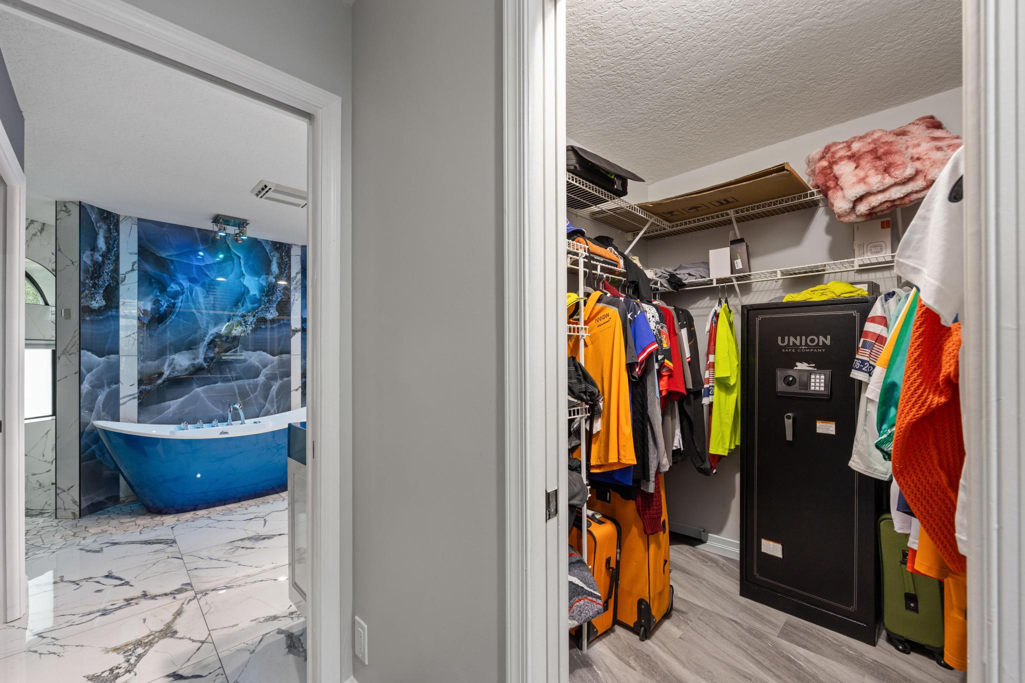 4904 NW 110TH, Coral Springs FL 33076