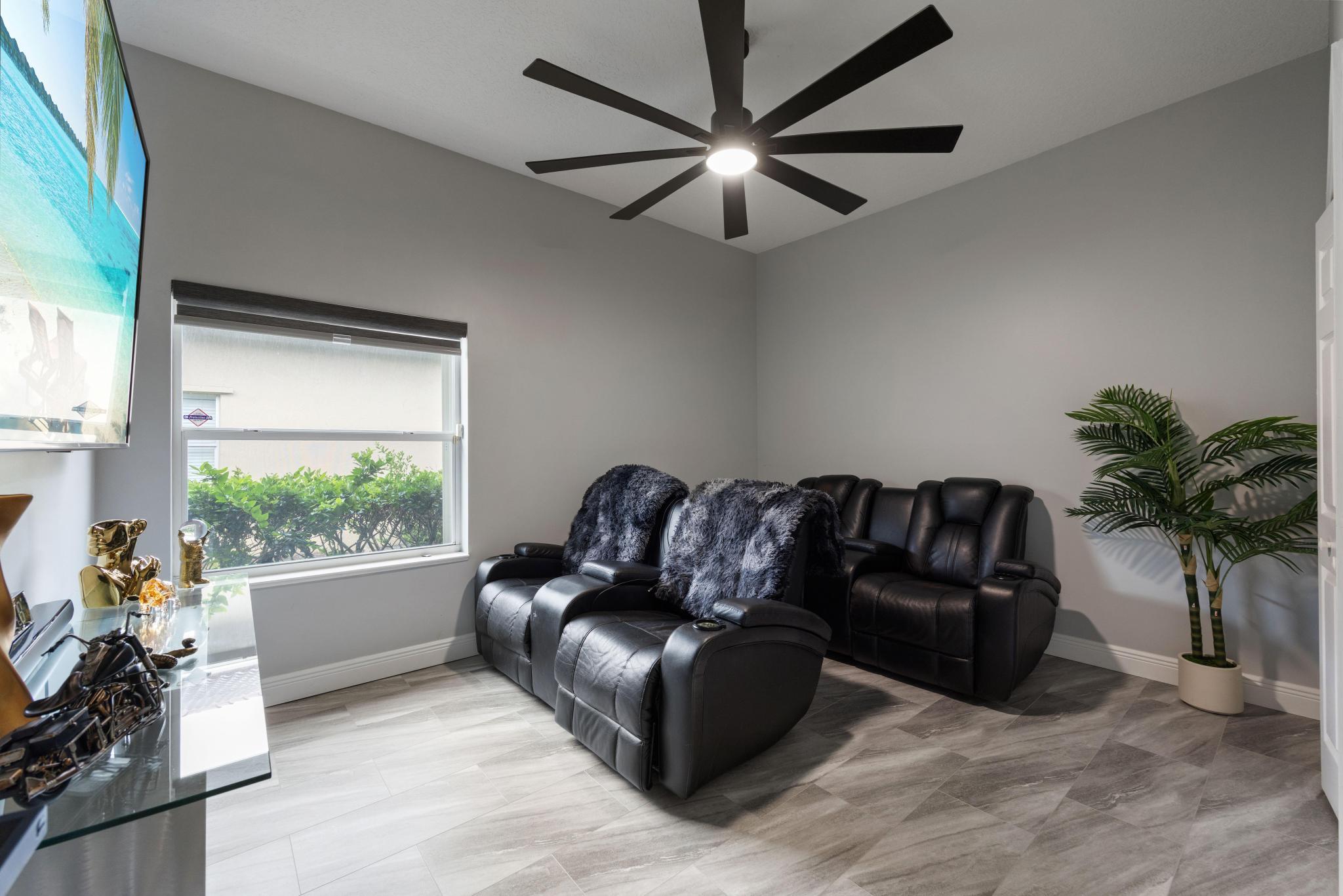 4904 NW 110TH, Coral Springs FL 33076