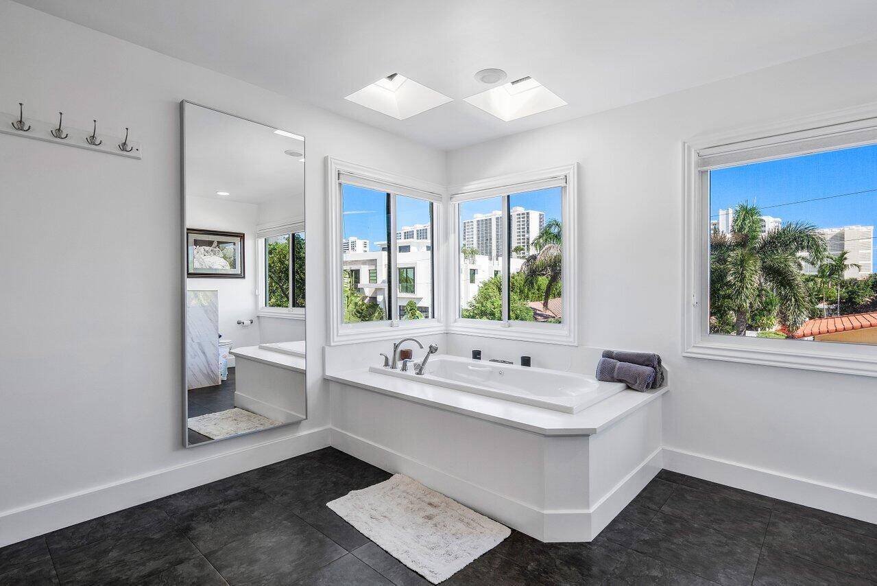 811 SE 31st, Boca Raton FL 33432