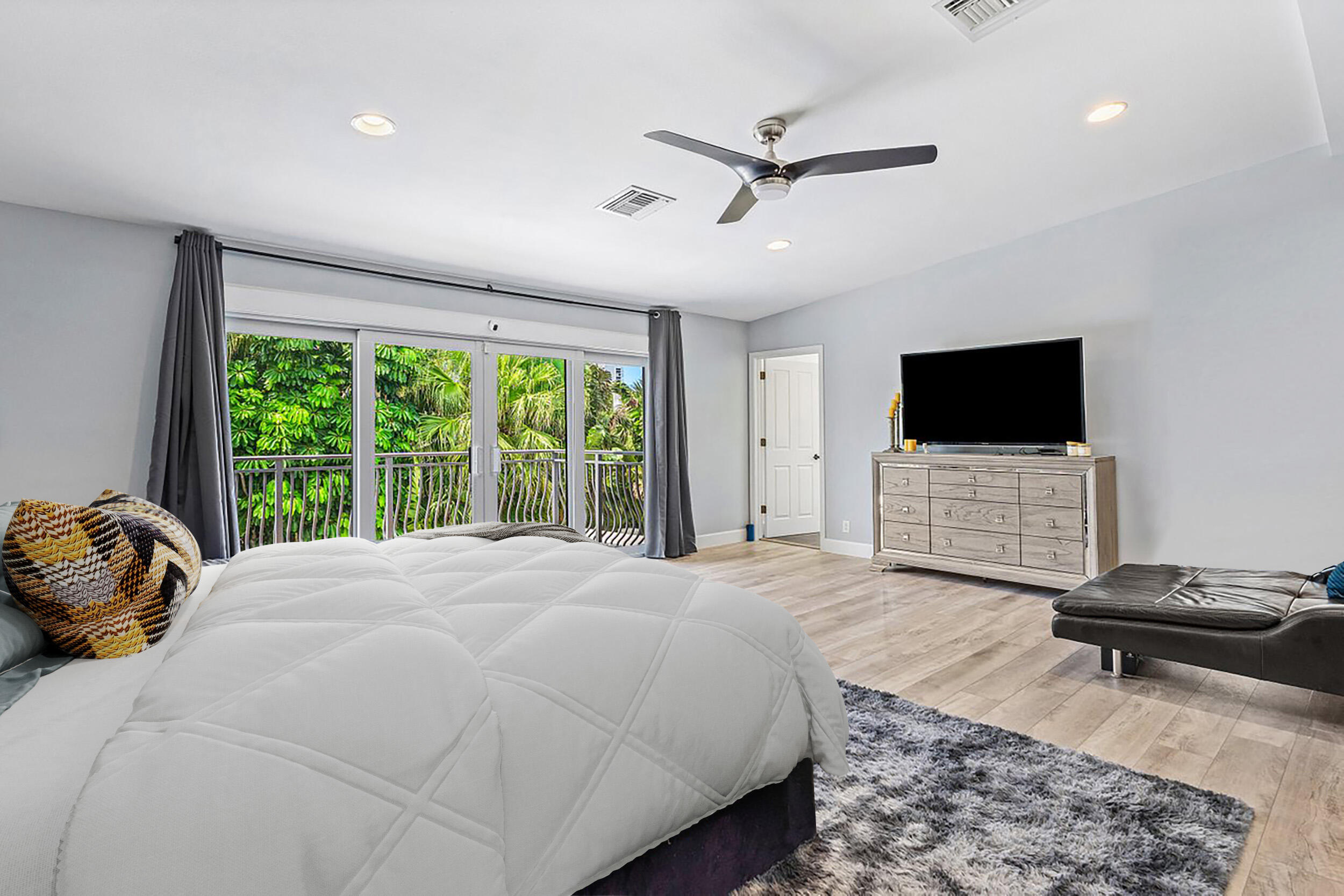 811 SE 31st, Boca Raton FL 33432