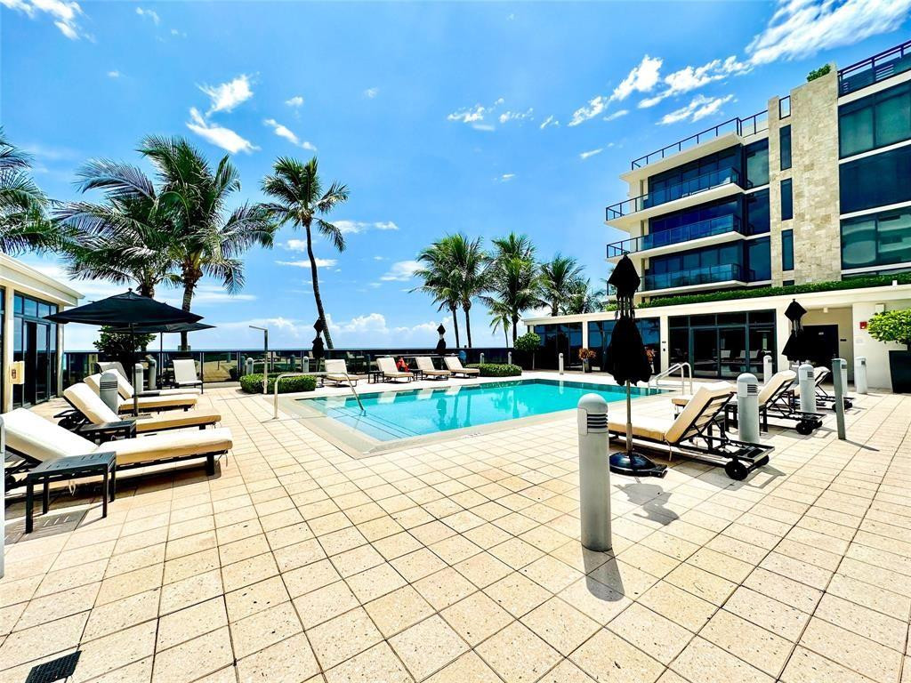 2101 S SURF #2C, Hollywood FL 33019