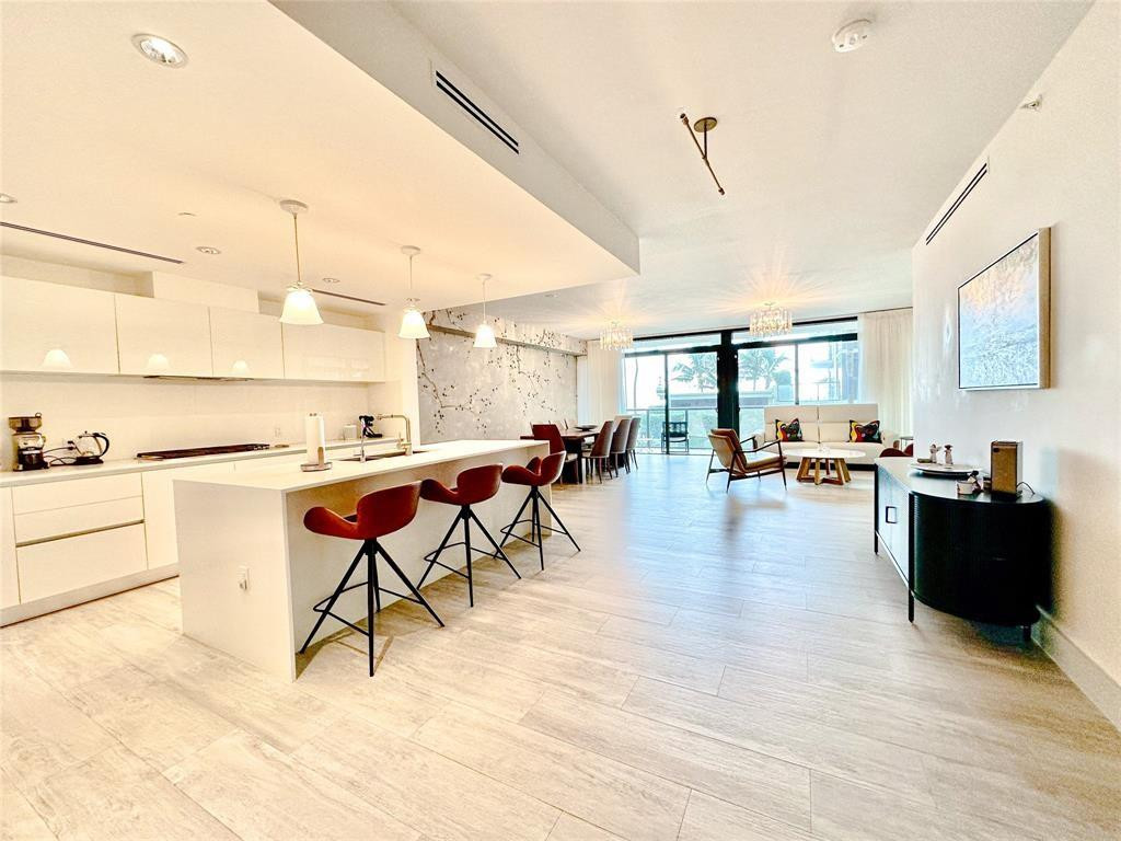 2101 S SURF #2C, Hollywood FL 33019
