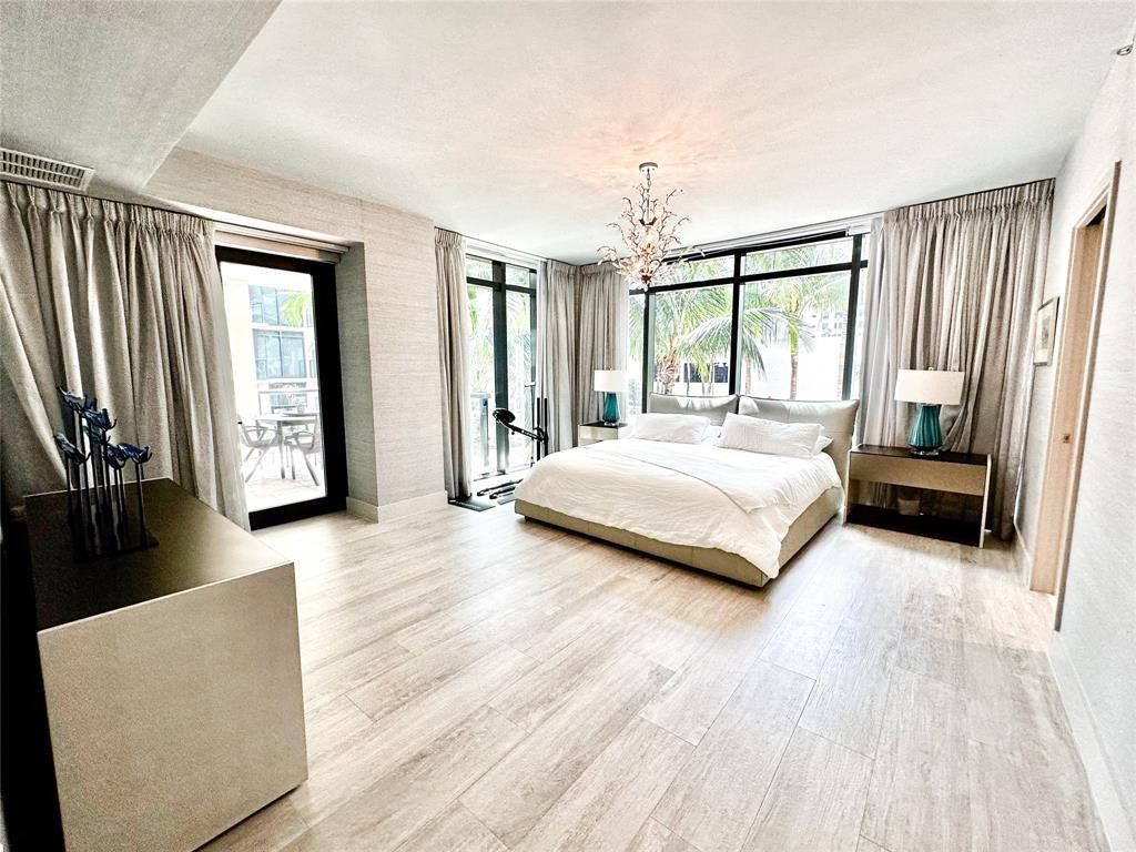 2101 S SURF #2C, Hollywood FL 33019