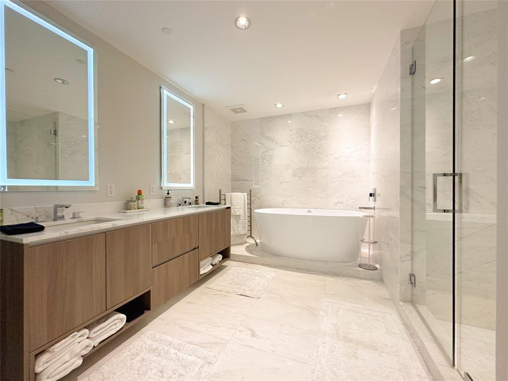 2101 S SURF #2C, Hollywood FL 33019