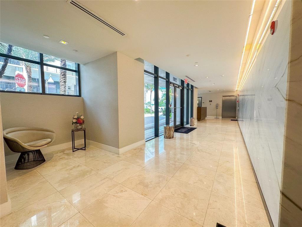 2101 S SURF #2C, Hollywood FL 33019