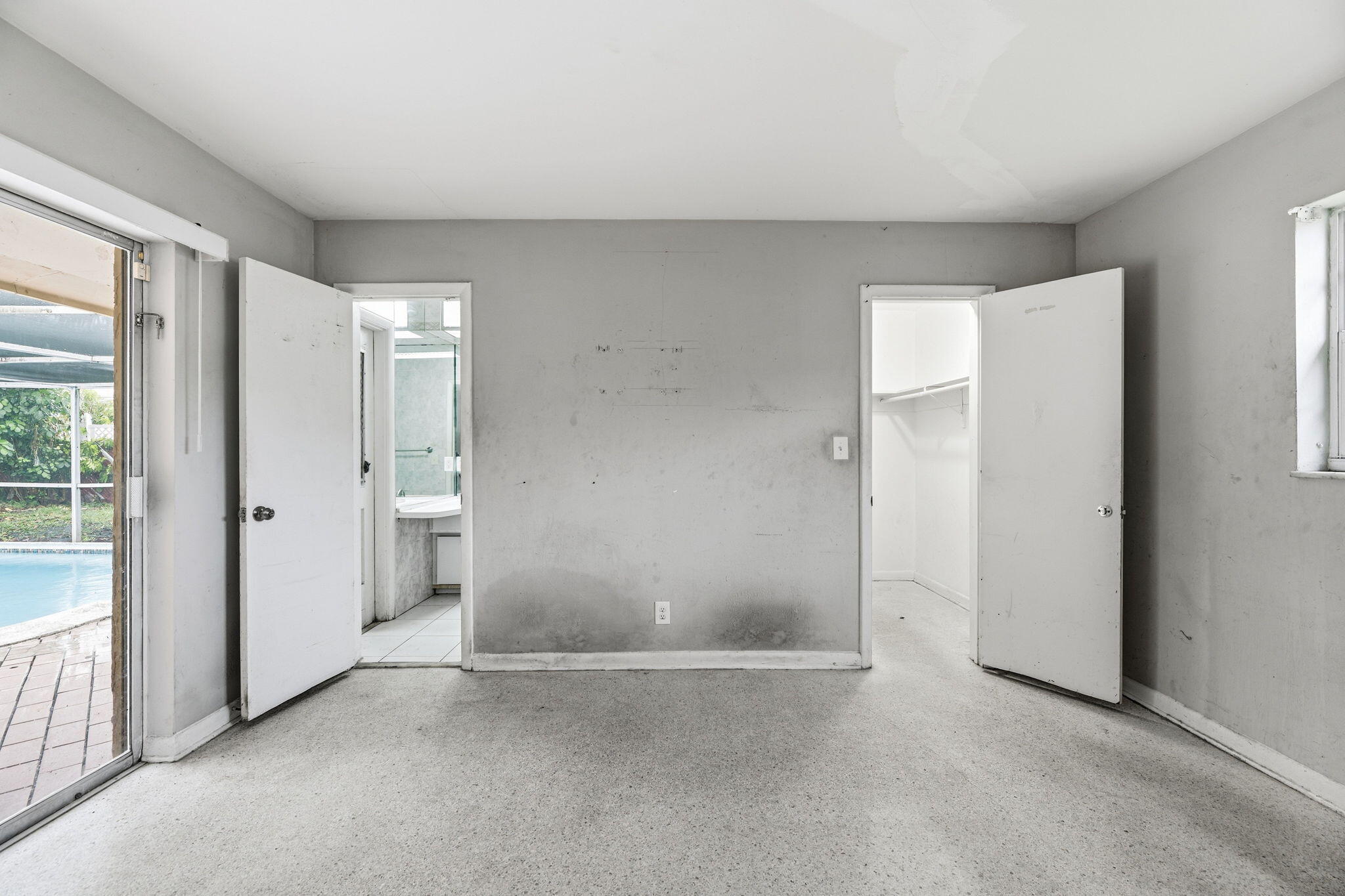 2700 NW 36th, Lauderdale Lakes FL 33311