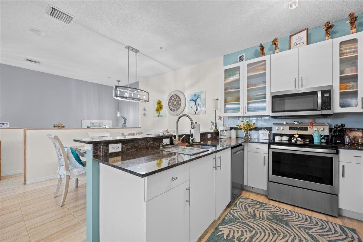 113 LIGHTHOUSE #C, Tequesta FL 33469