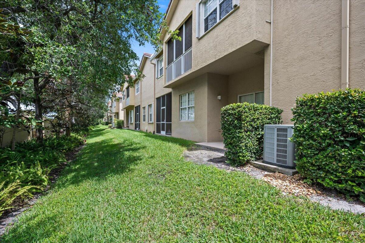 113 LIGHTHOUSE #C, Tequesta FL 33469