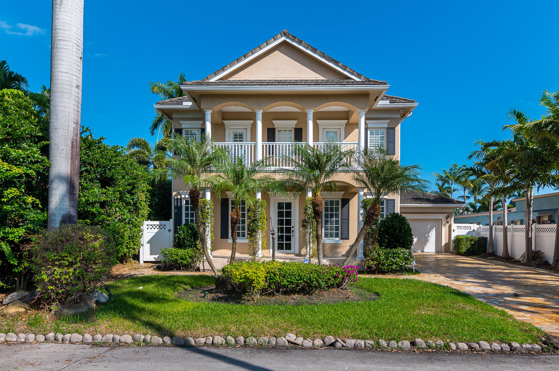 514 SOLAR ISLE, Fort Lauderdale FL 33301