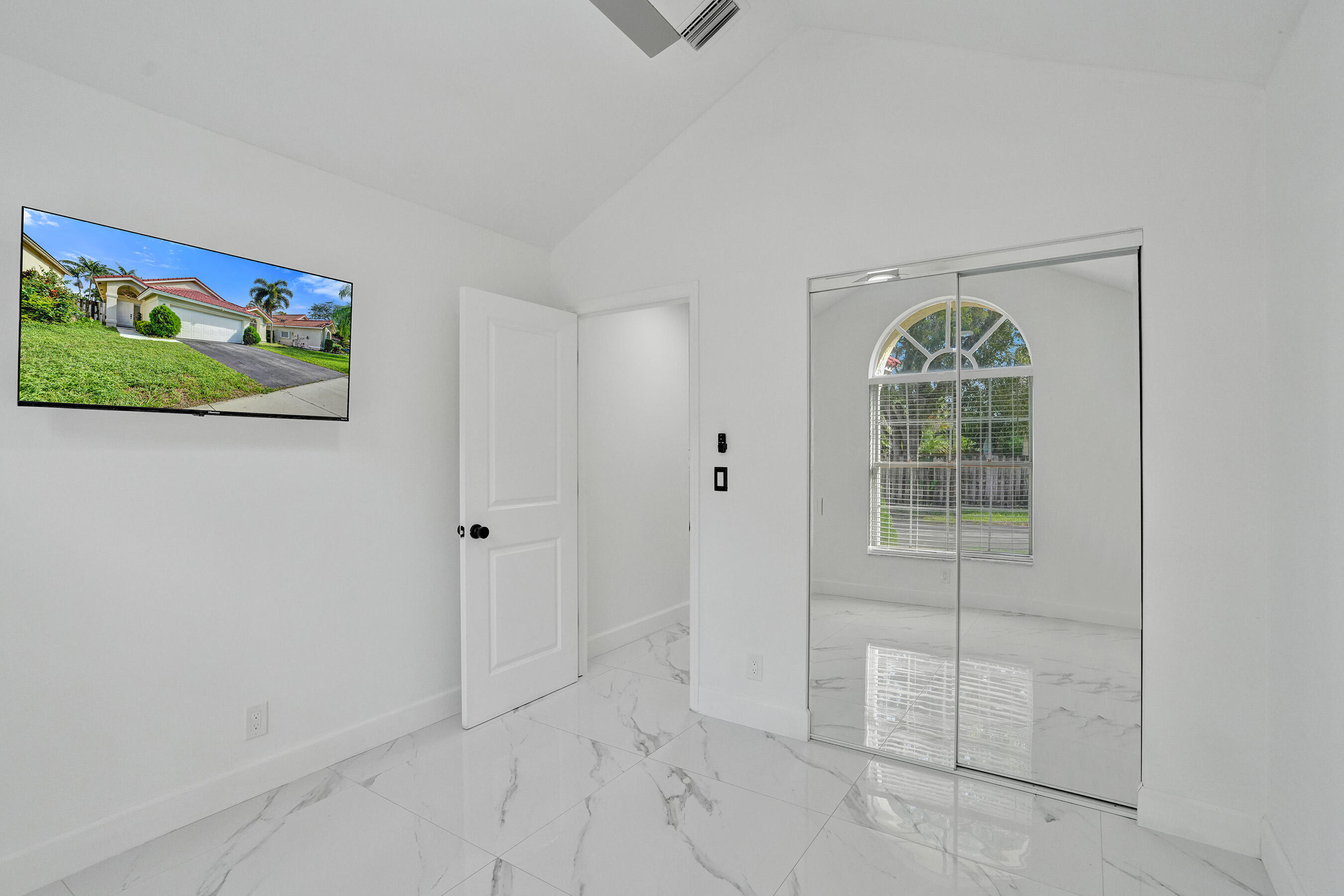6965 NW 29th, Margate FL 33063