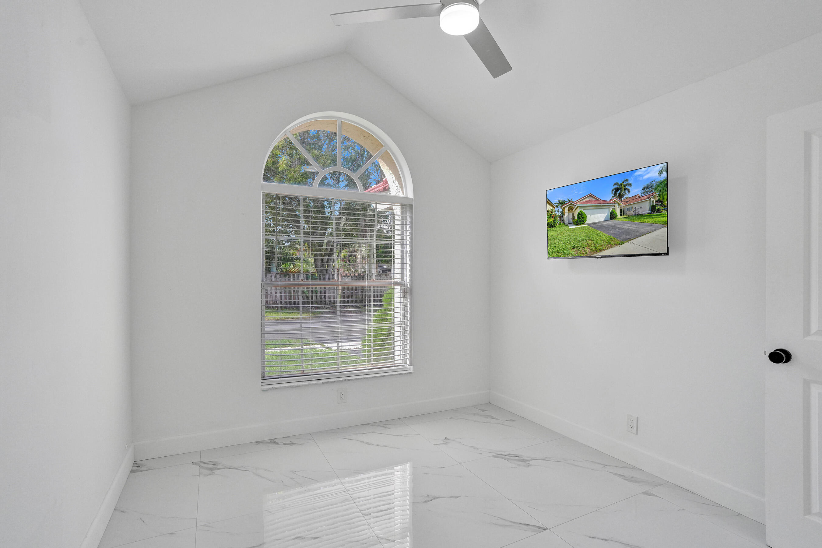 6965 NW 29th, Margate FL 33063