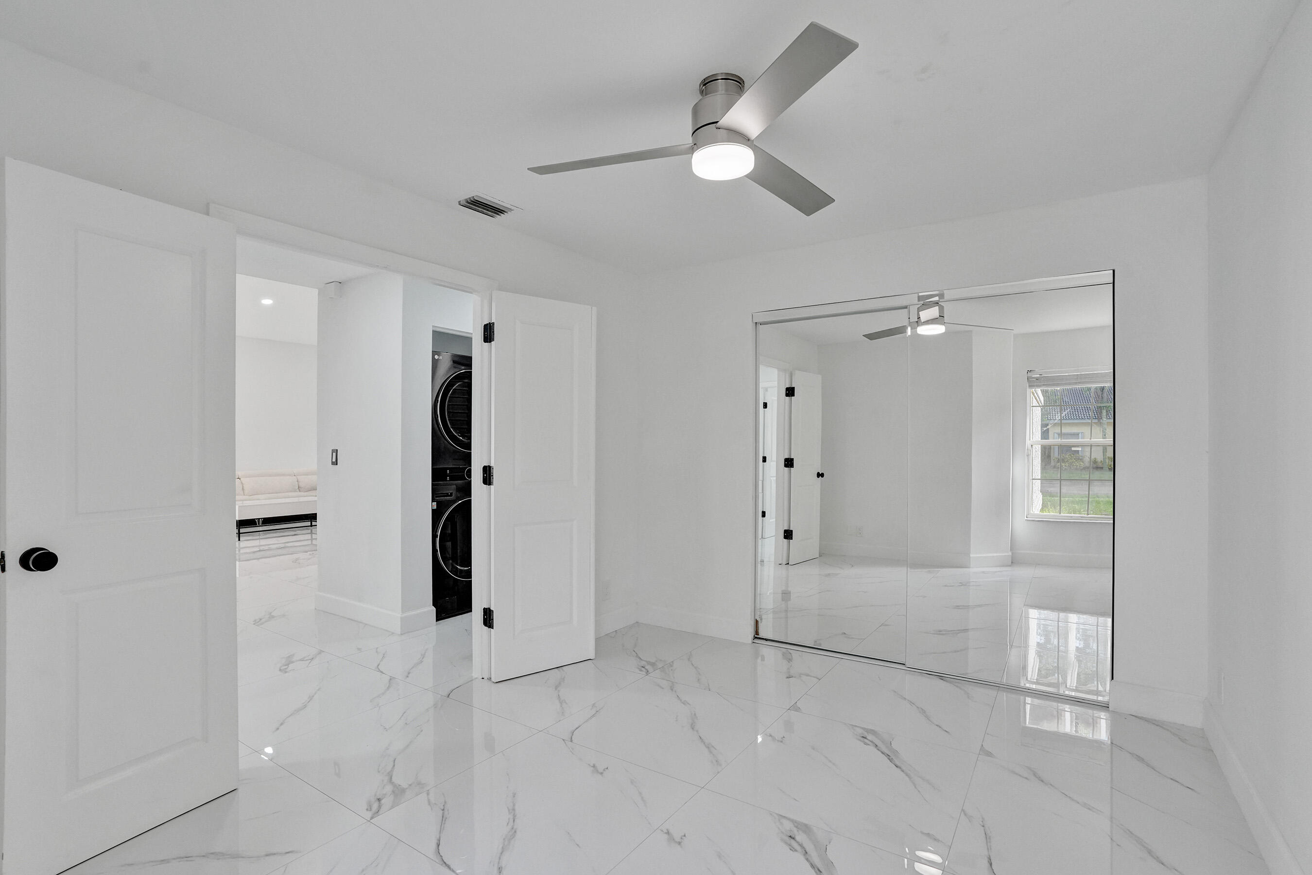 6965 NW 29th, Margate FL 33063