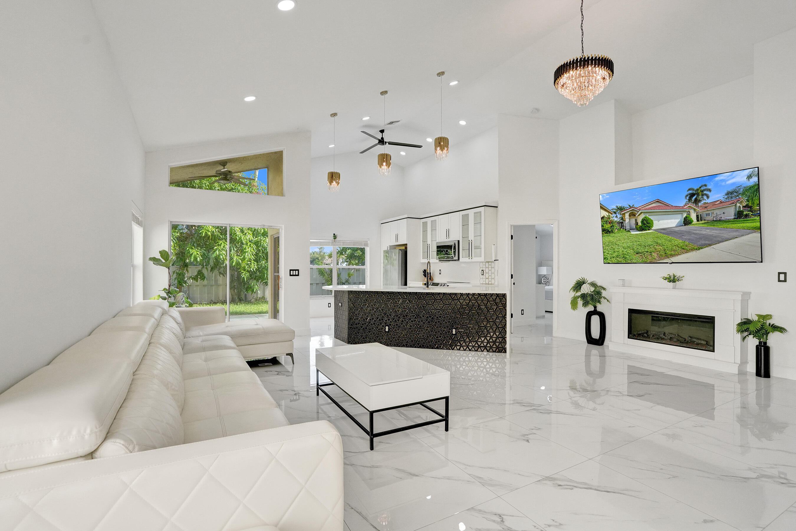 6965 NW 29th, Margate FL 33063