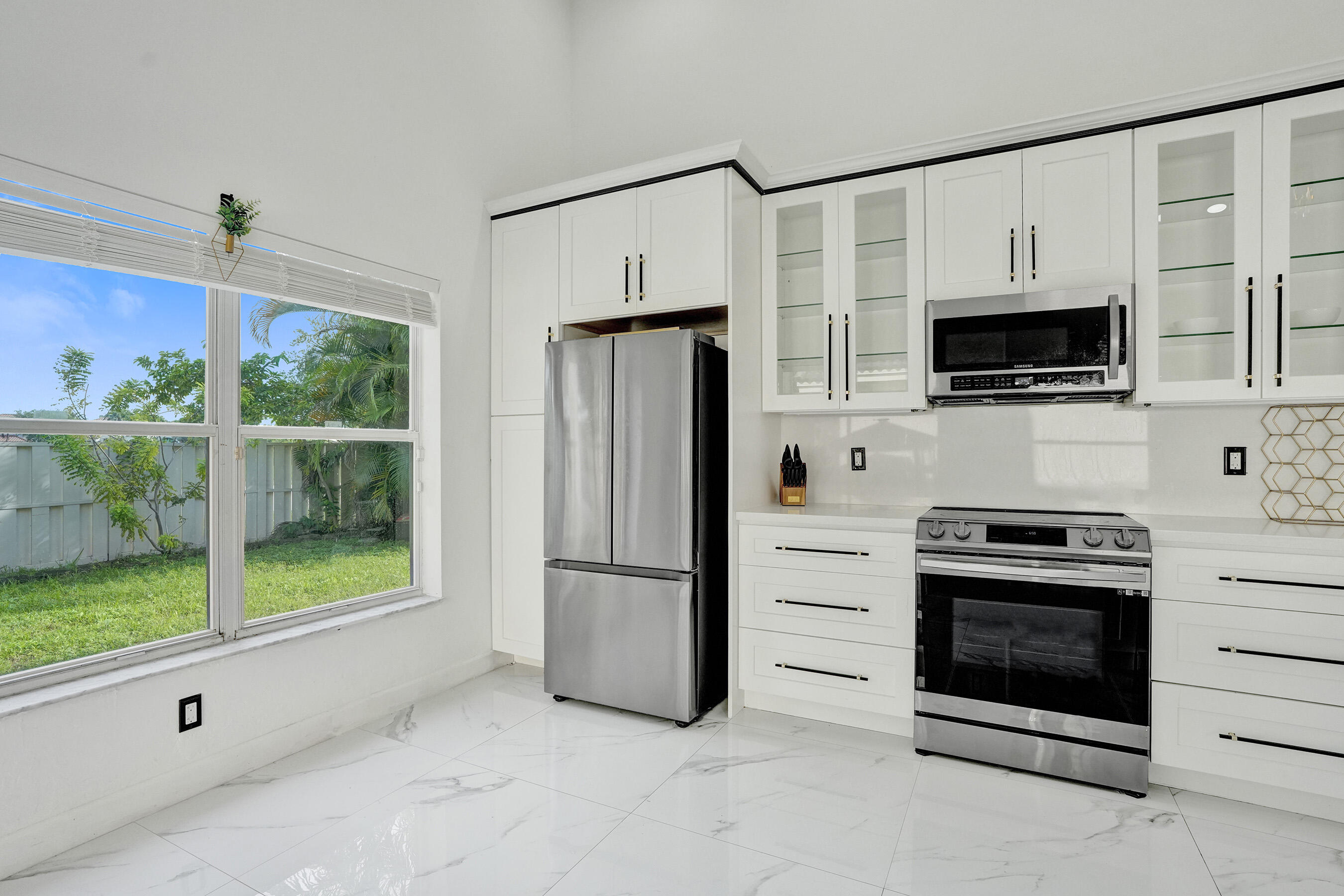 6965 NW 29th, Margate FL 33063