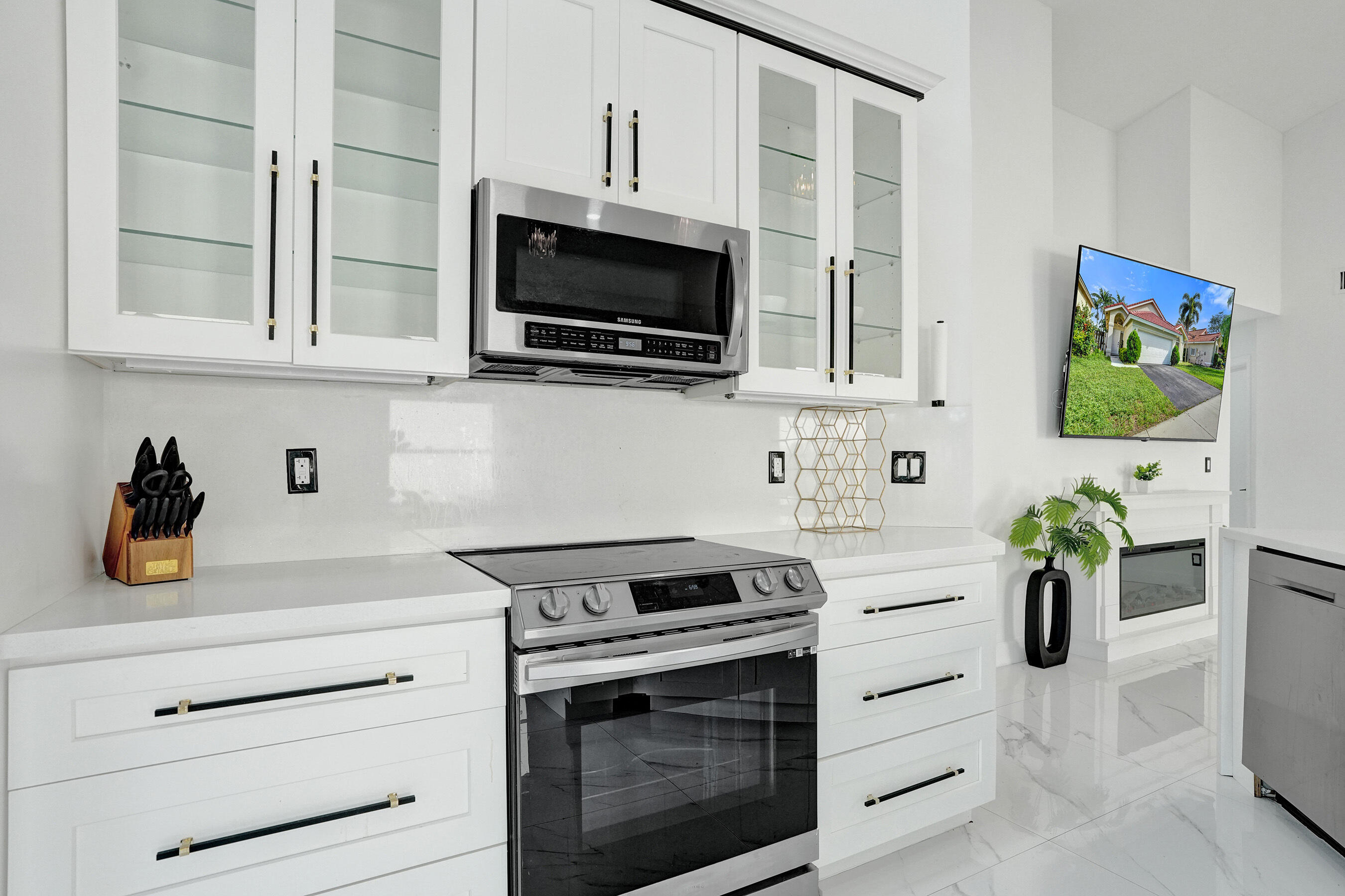 6965 NW 29th, Margate FL 33063