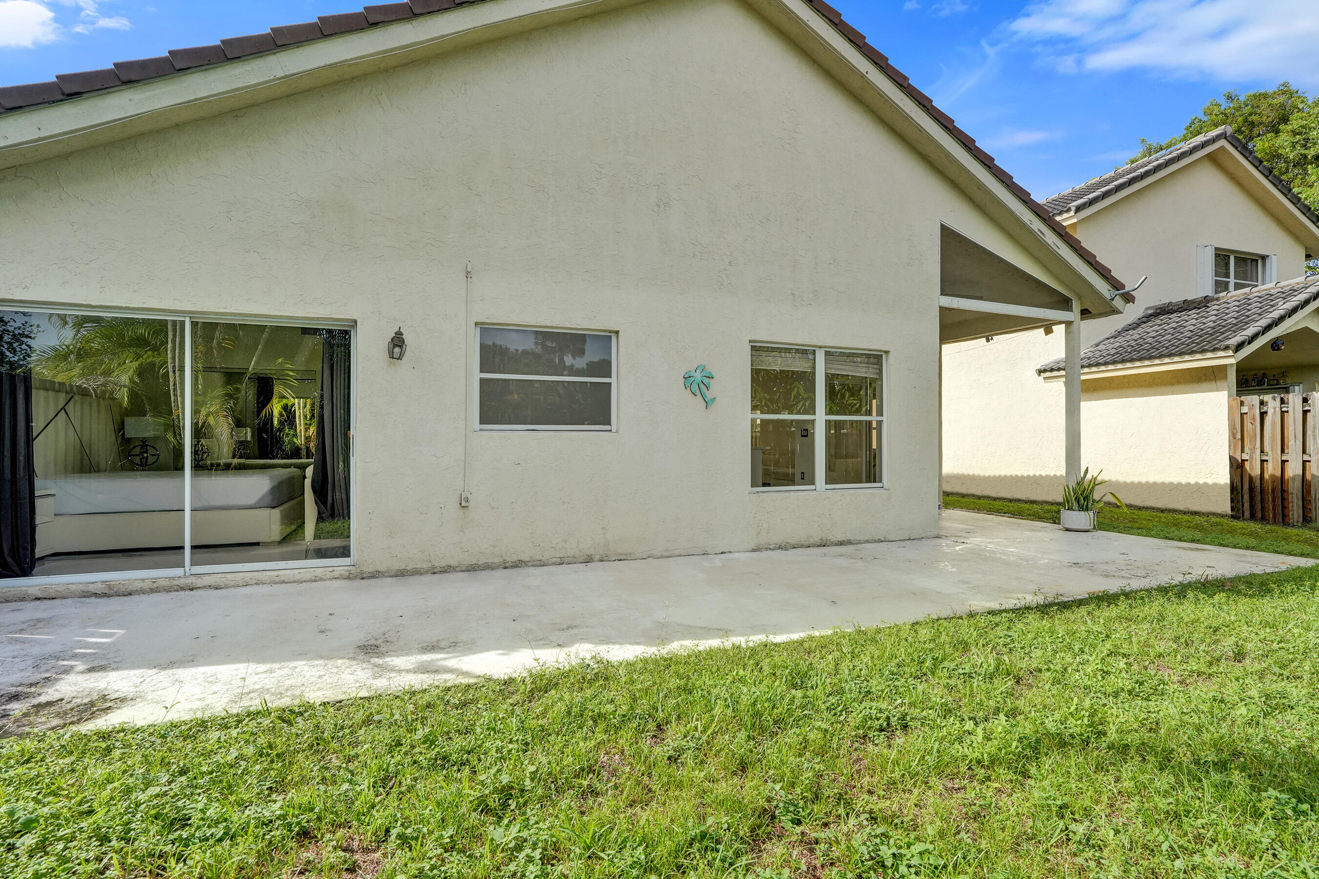 6965 NW 29th, Margate FL 33063