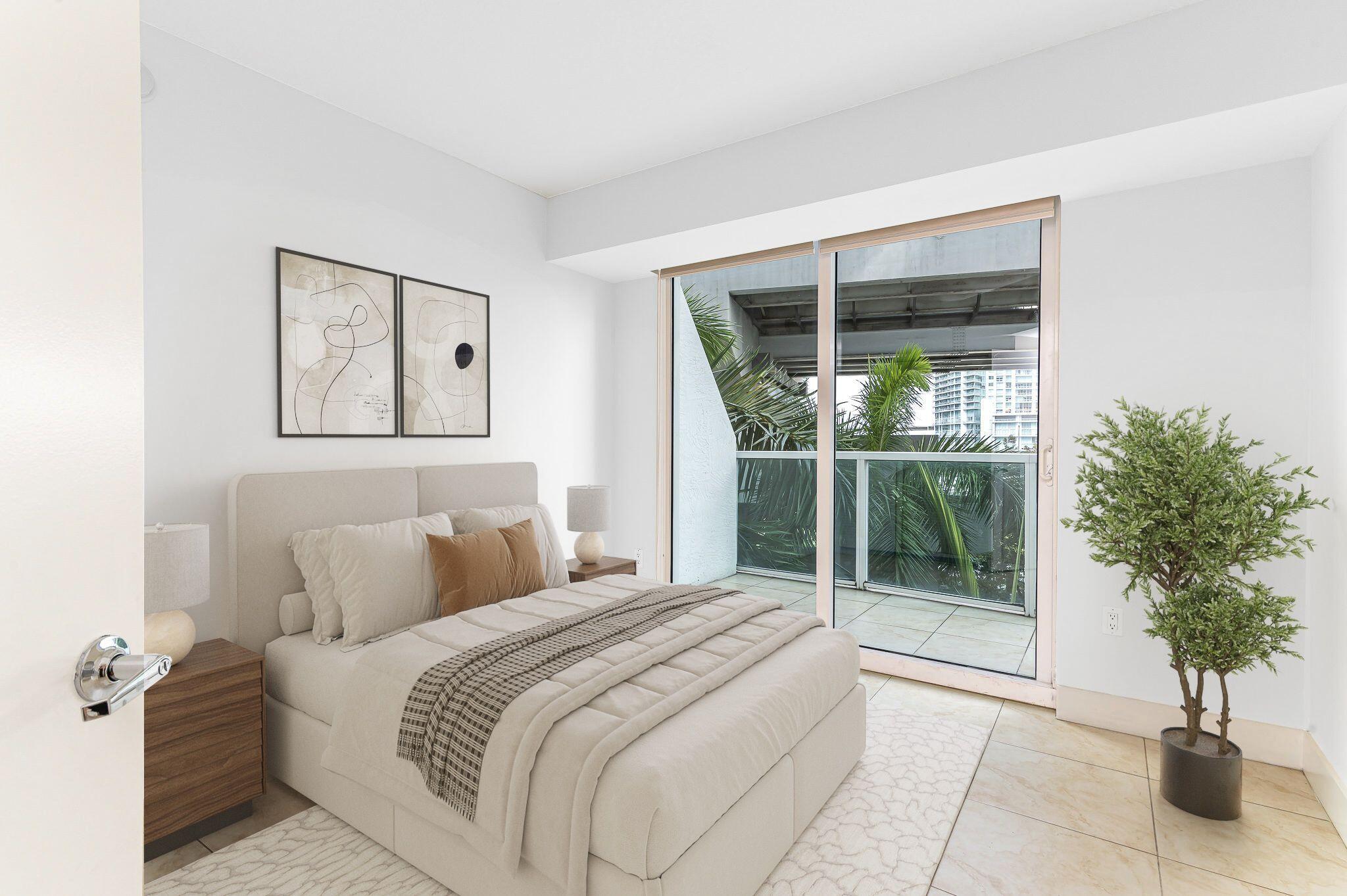 41 SE 5th ##417, Miami FL 33131
