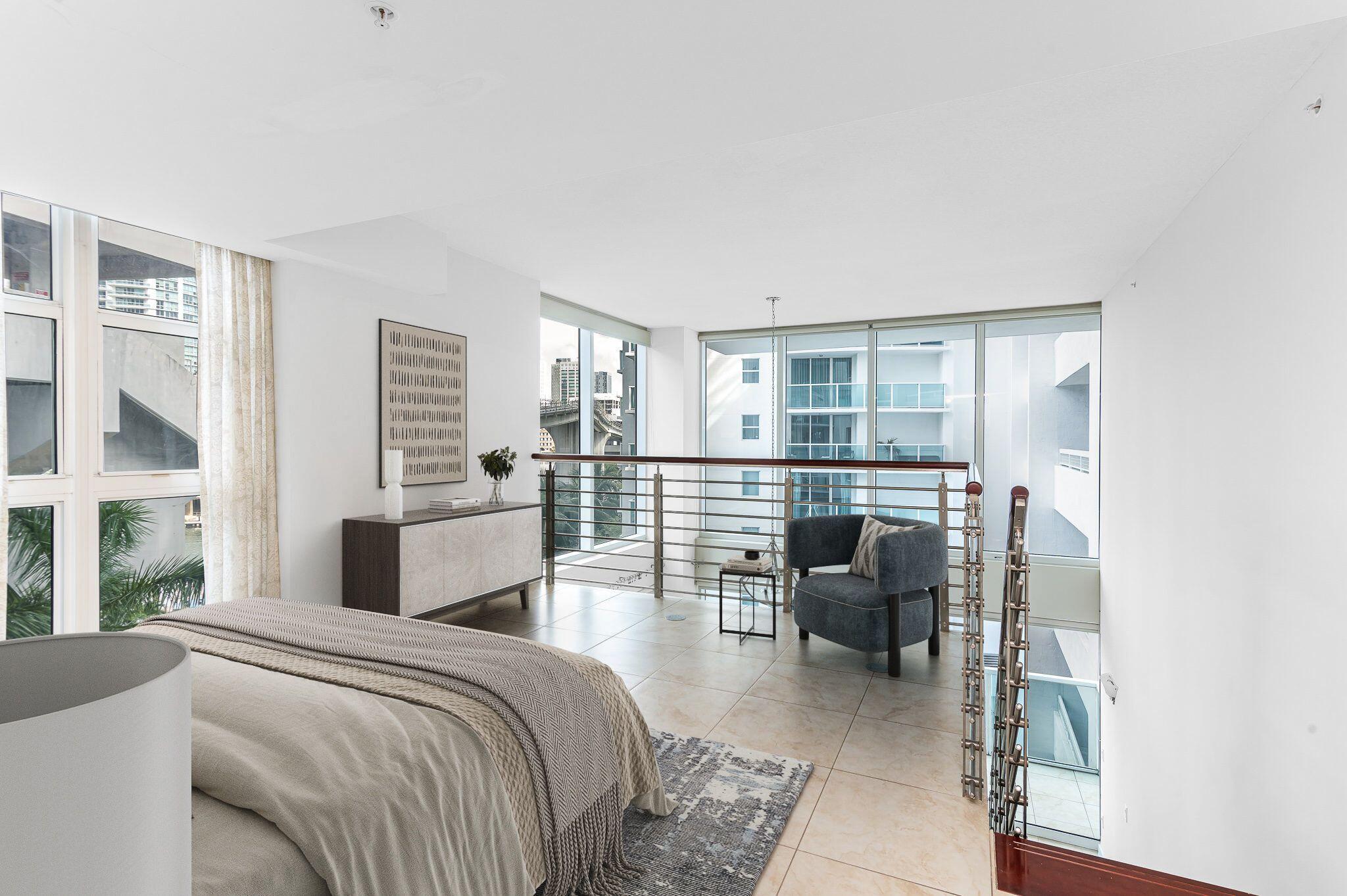 41 SE 5th ##417, Miami FL 33131