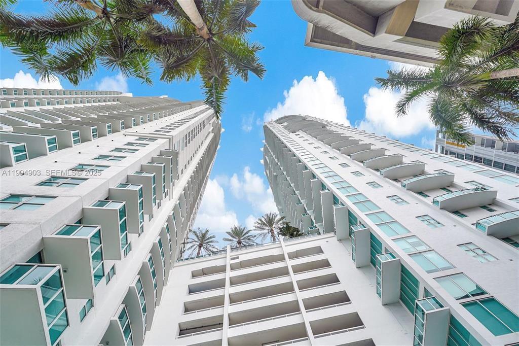 41 SE 5th ##417, Miami FL 33131