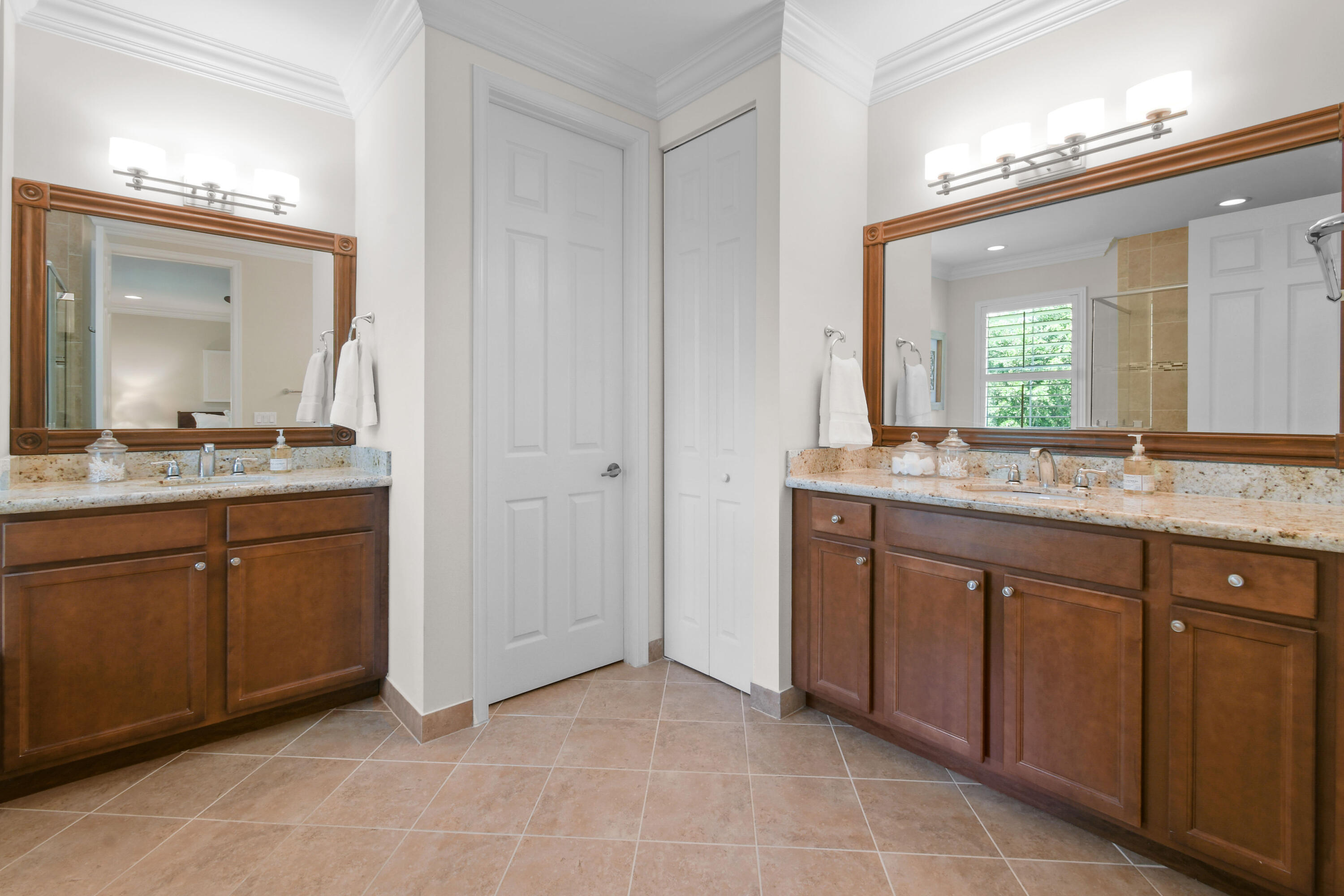 7239 Oxford, Palm Beach Gardens FL 33418