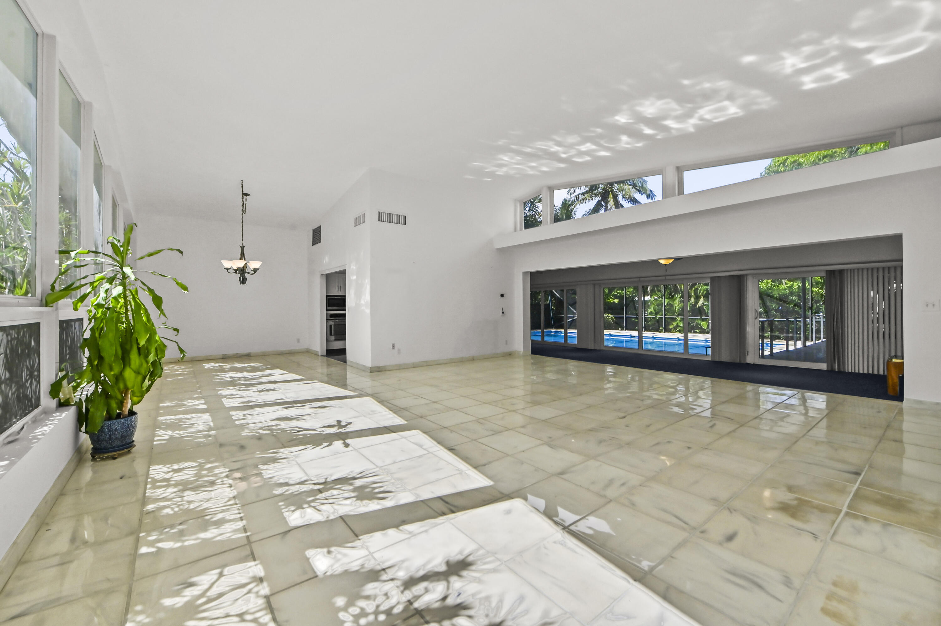 12990 Keystone, North Miami FL 33181