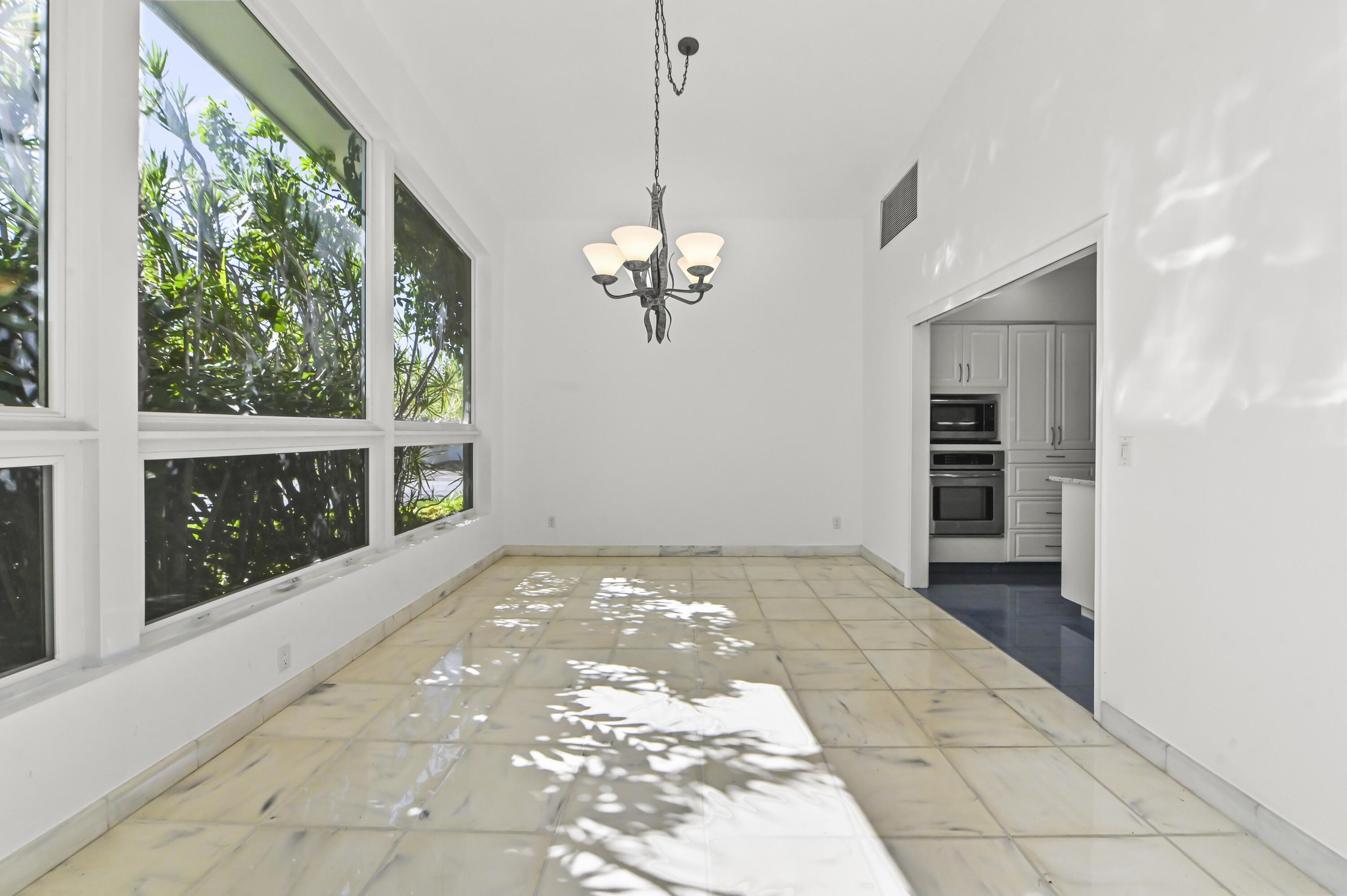 12990 Keystone, North Miami FL 33181