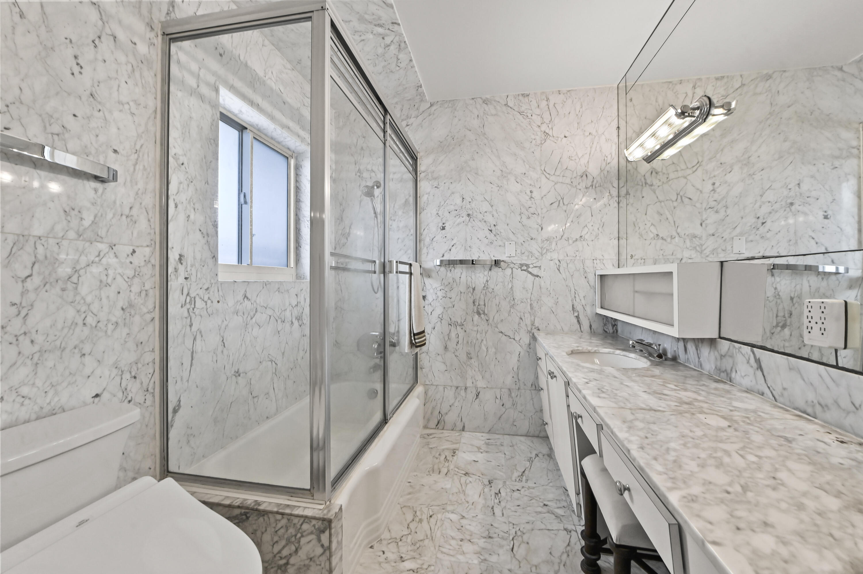 12990 Keystone, North Miami FL 33181