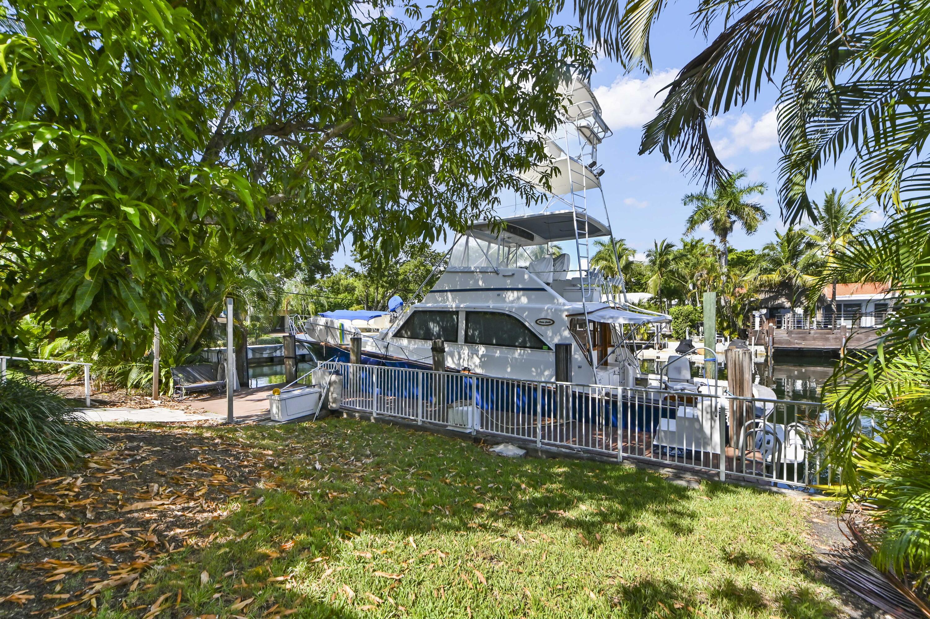 12990 Keystone, North Miami FL 33181