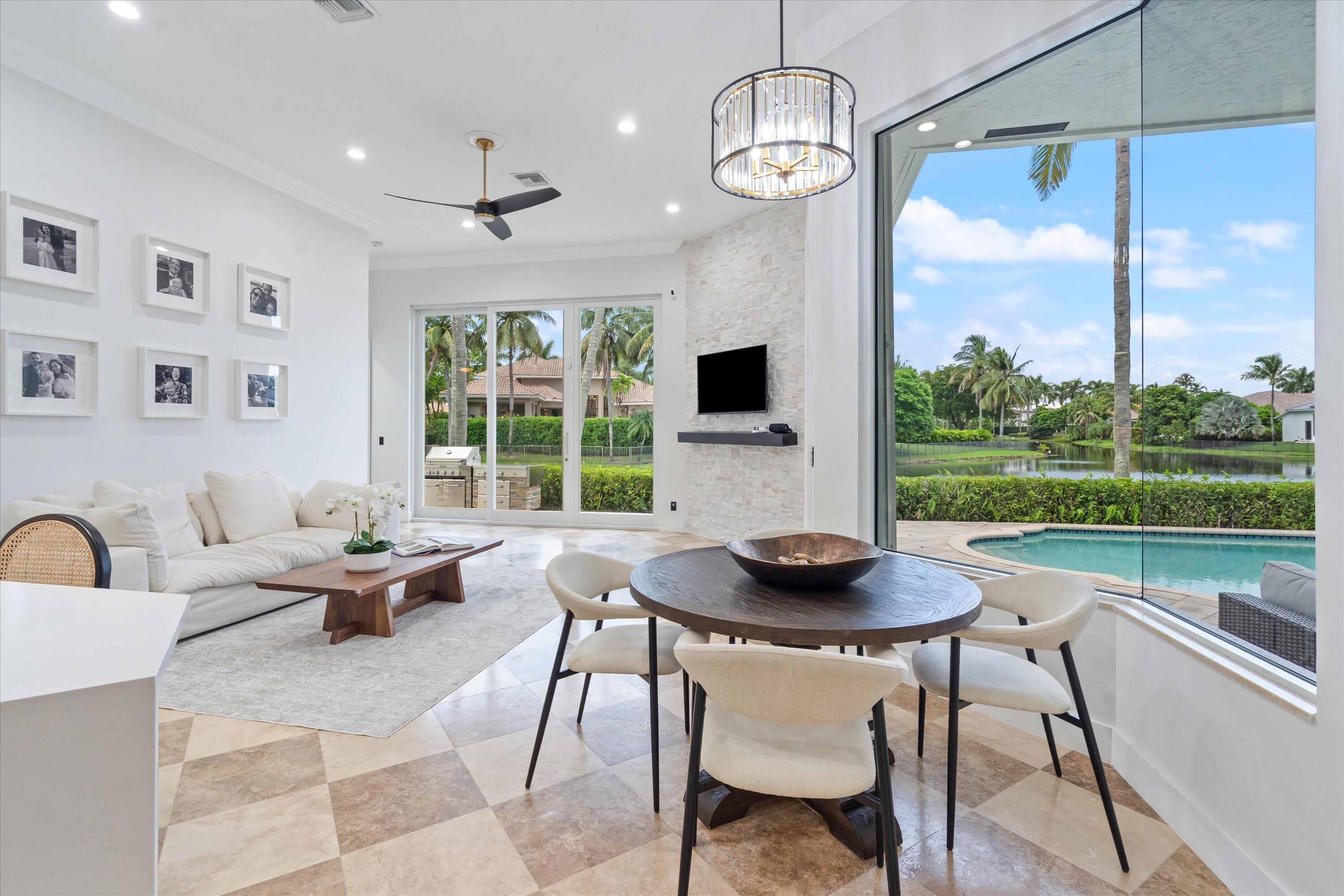 10821 Blue Palm, Plantation FL 33324