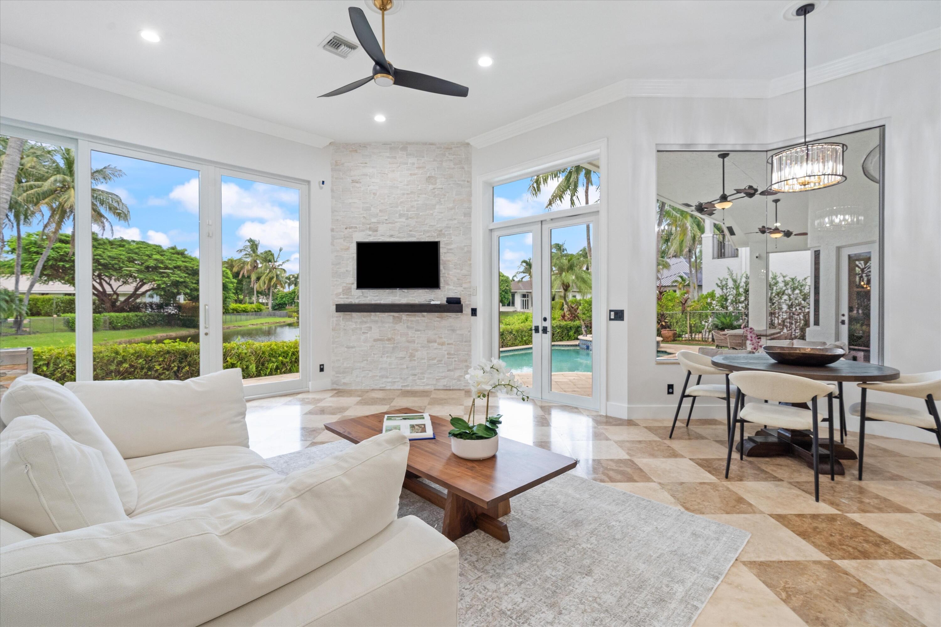 10821 Blue Palm, Plantation FL 33324