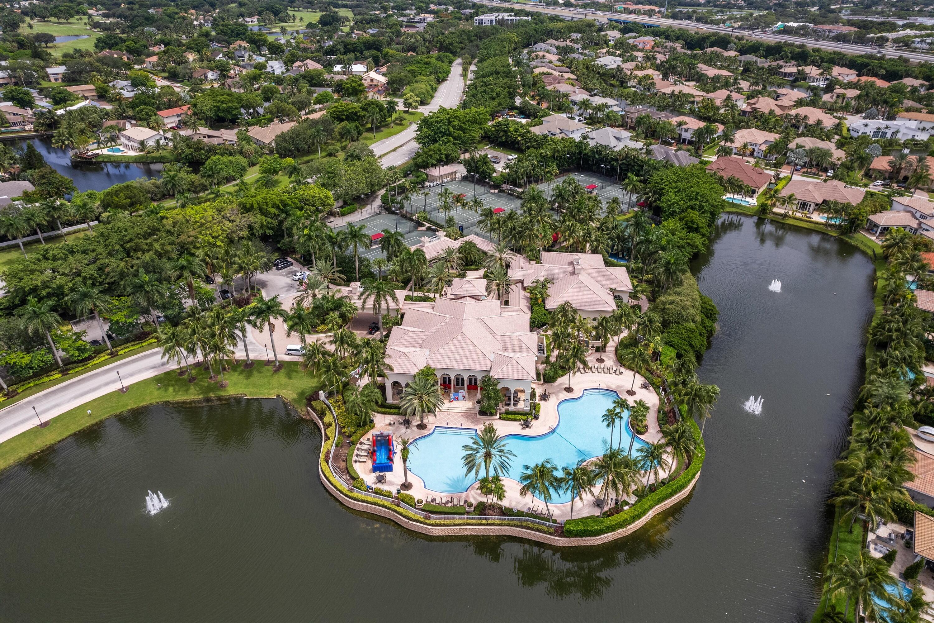 10821 Blue Palm, Plantation FL 33324
