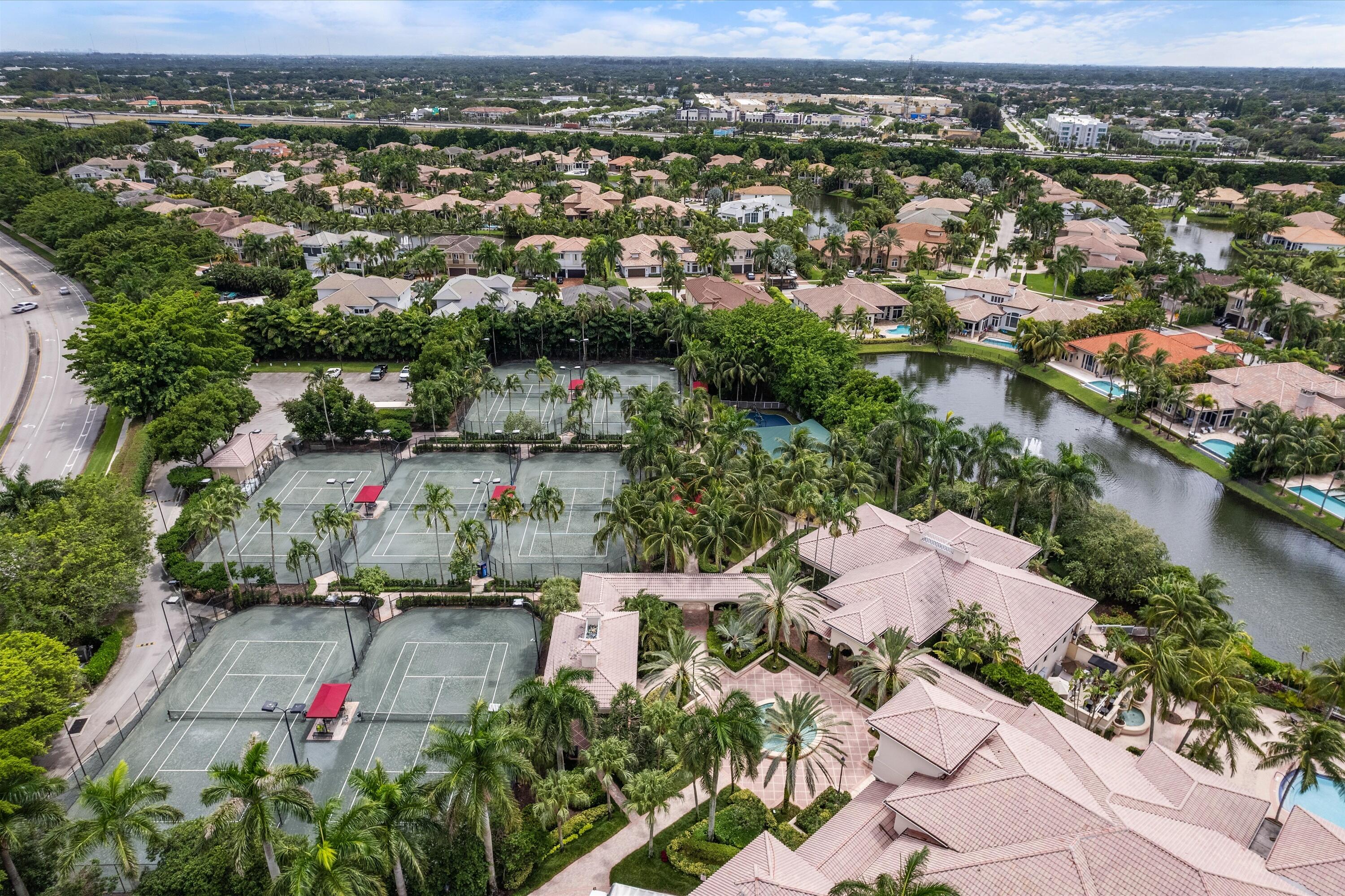 10821 Blue Palm, Plantation FL 33324
