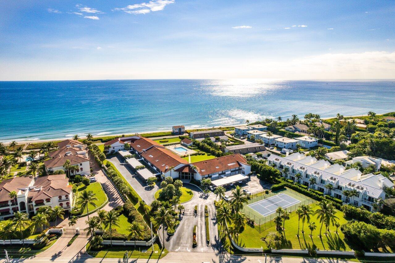 5801 N Ocean #204, Ocean Ridge FL 33435