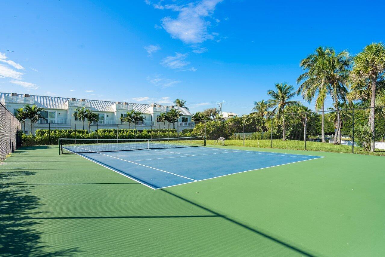 5801 N Ocean #204, Ocean Ridge FL 33435