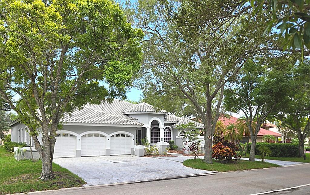 1811 Eagle Trace, Coral Springs FL 33071
