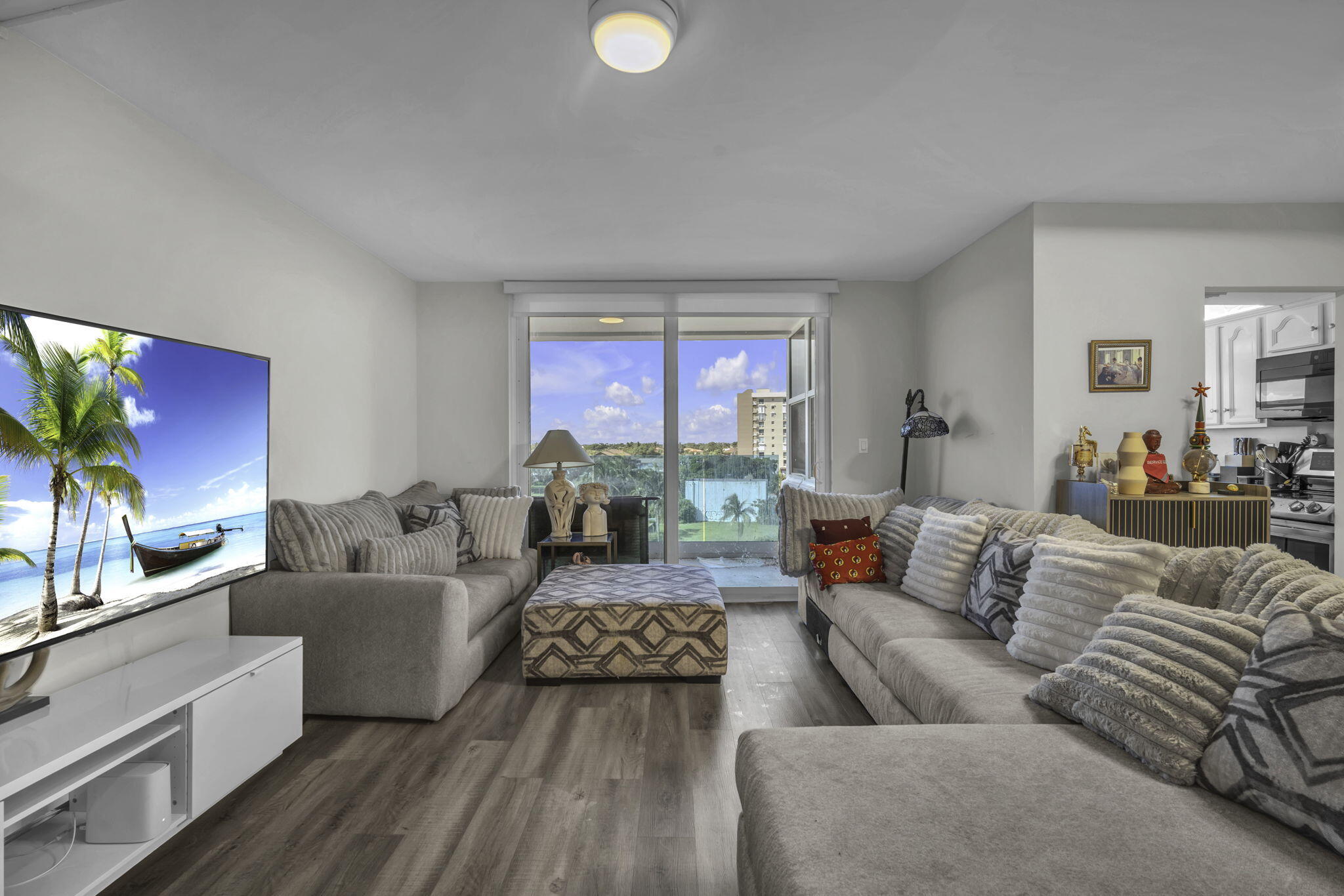 2639 N RIVERSIDE #505, Pompano Beach FL 33062