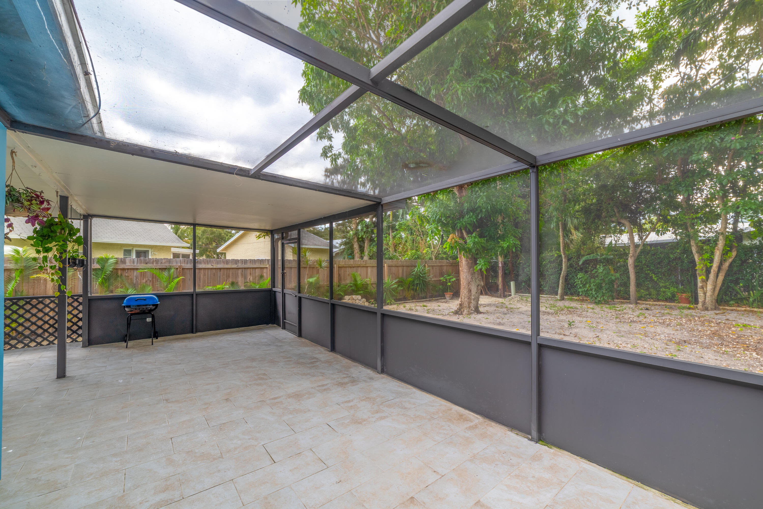545 S LAKE, Lantana FL 33462