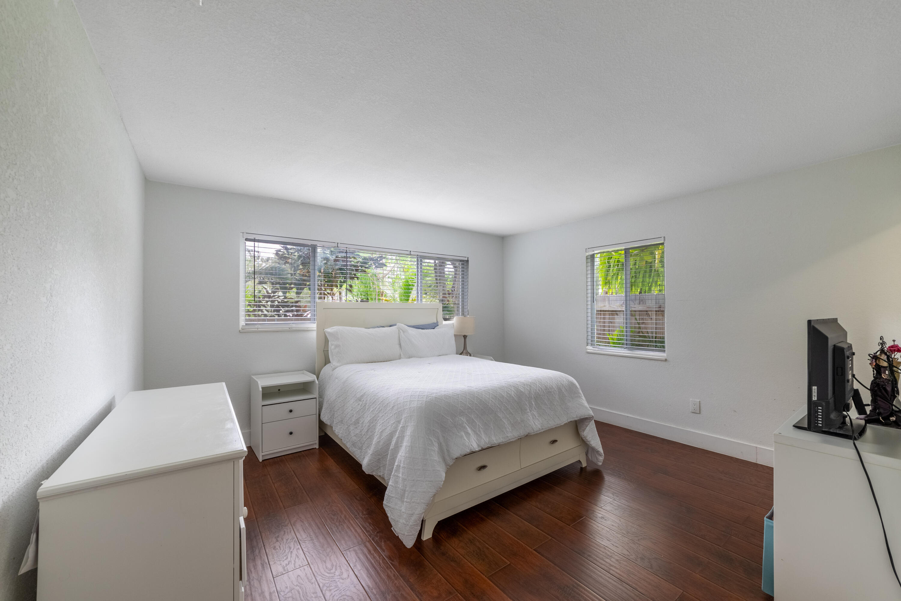 545 S LAKE, Lantana FL 33462