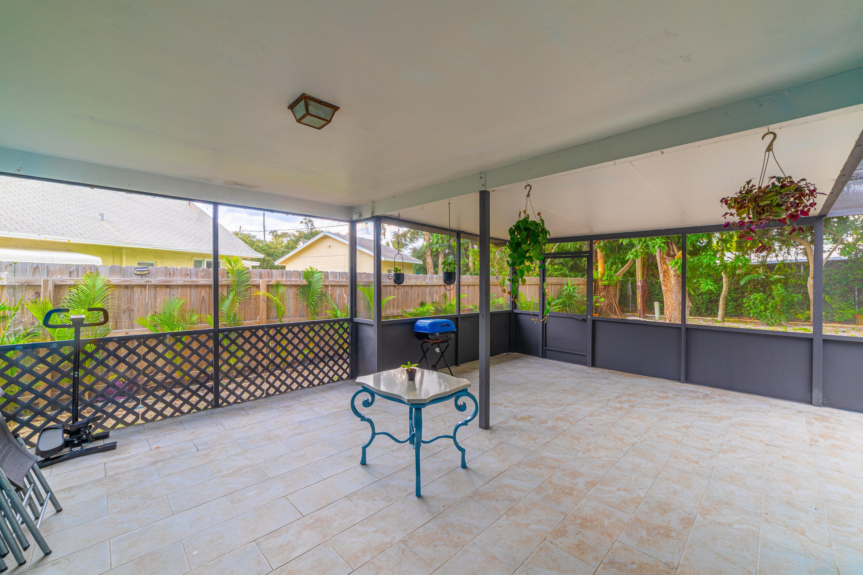 545 S LAKE, Lantana FL 33462