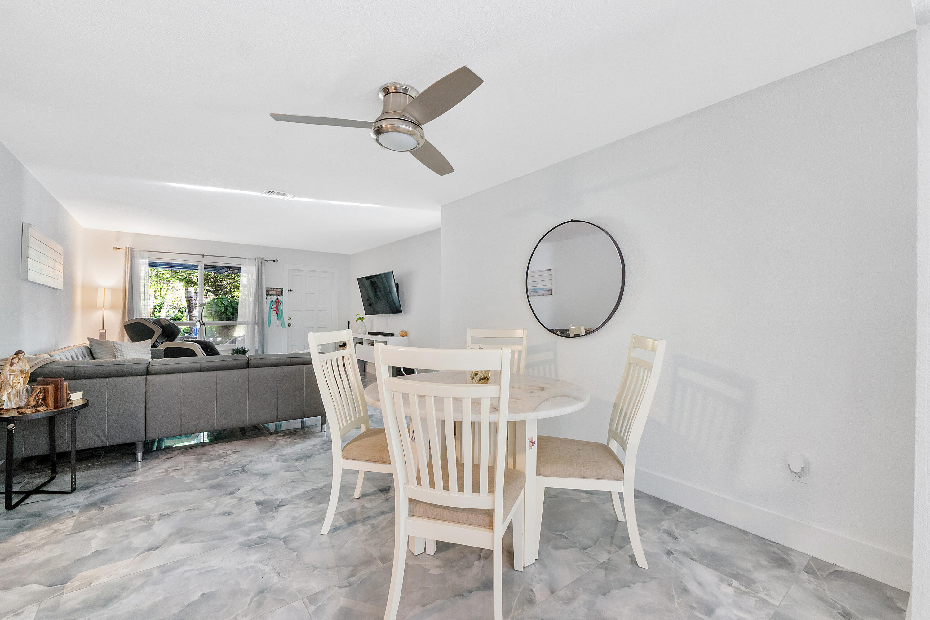 545 S LAKE, Lantana FL 33462