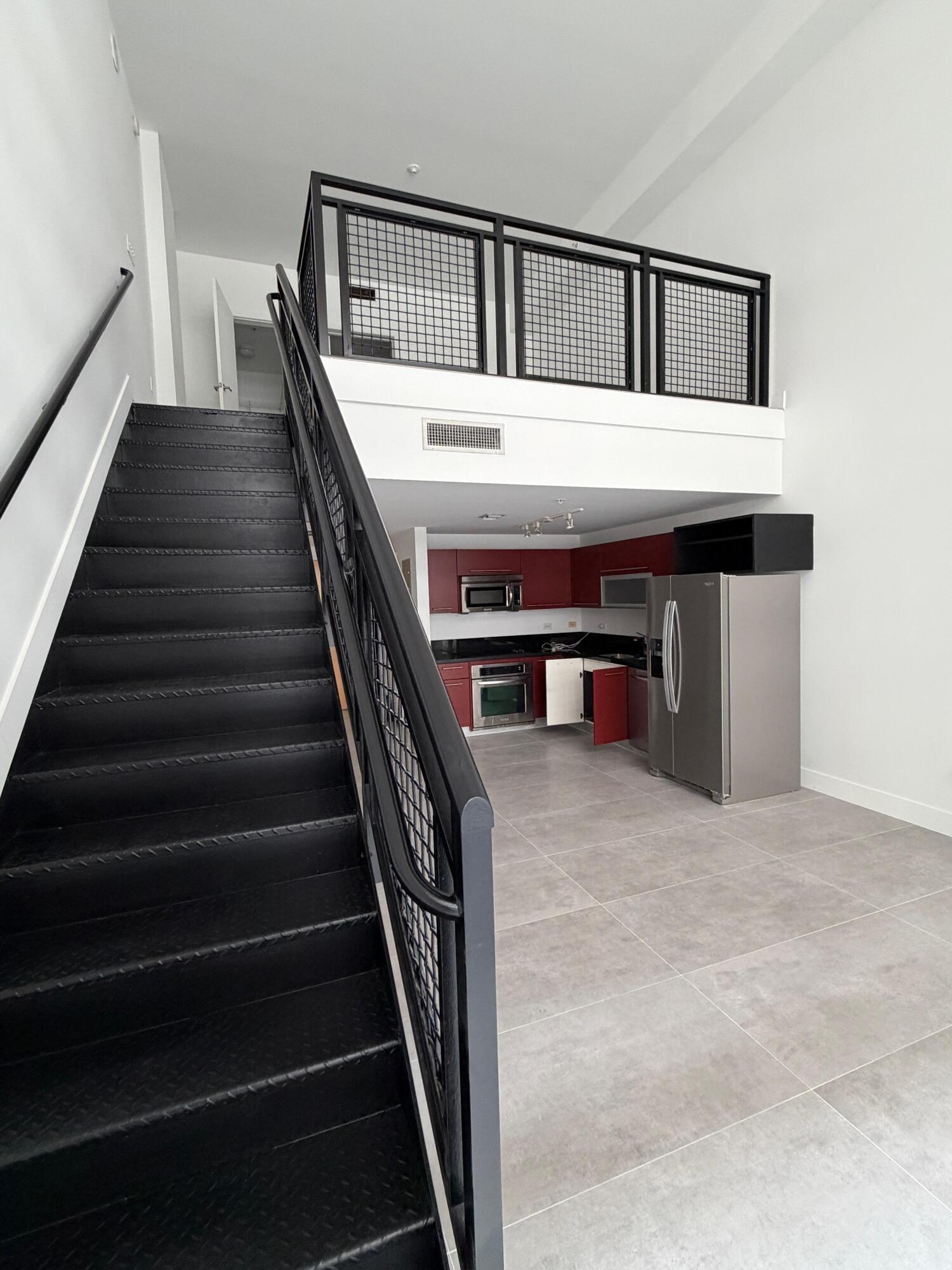 244 BISCAYNE #645, Miami FL 33132