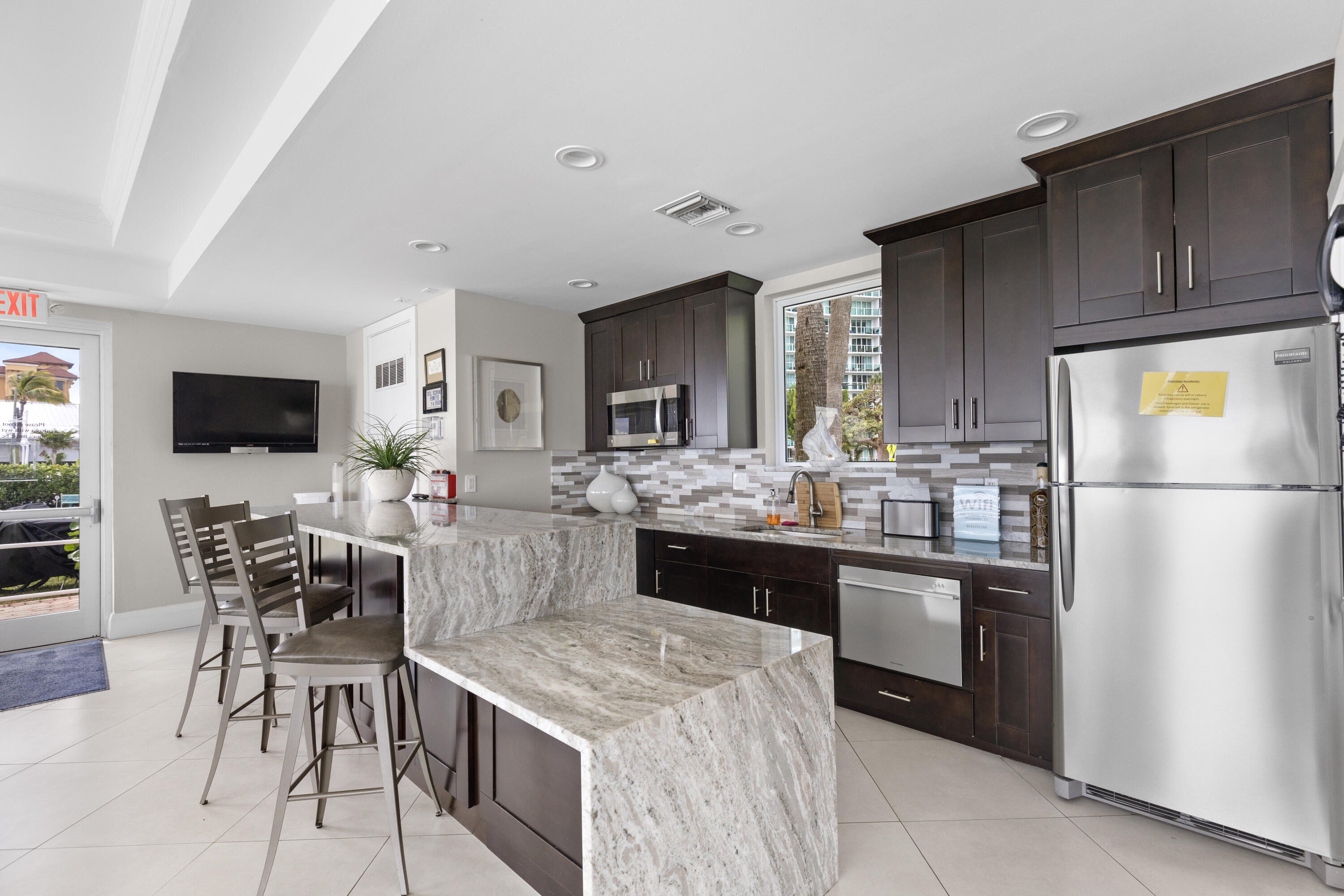 333 NE 21ST #520, Deerfield Beach FL 33441