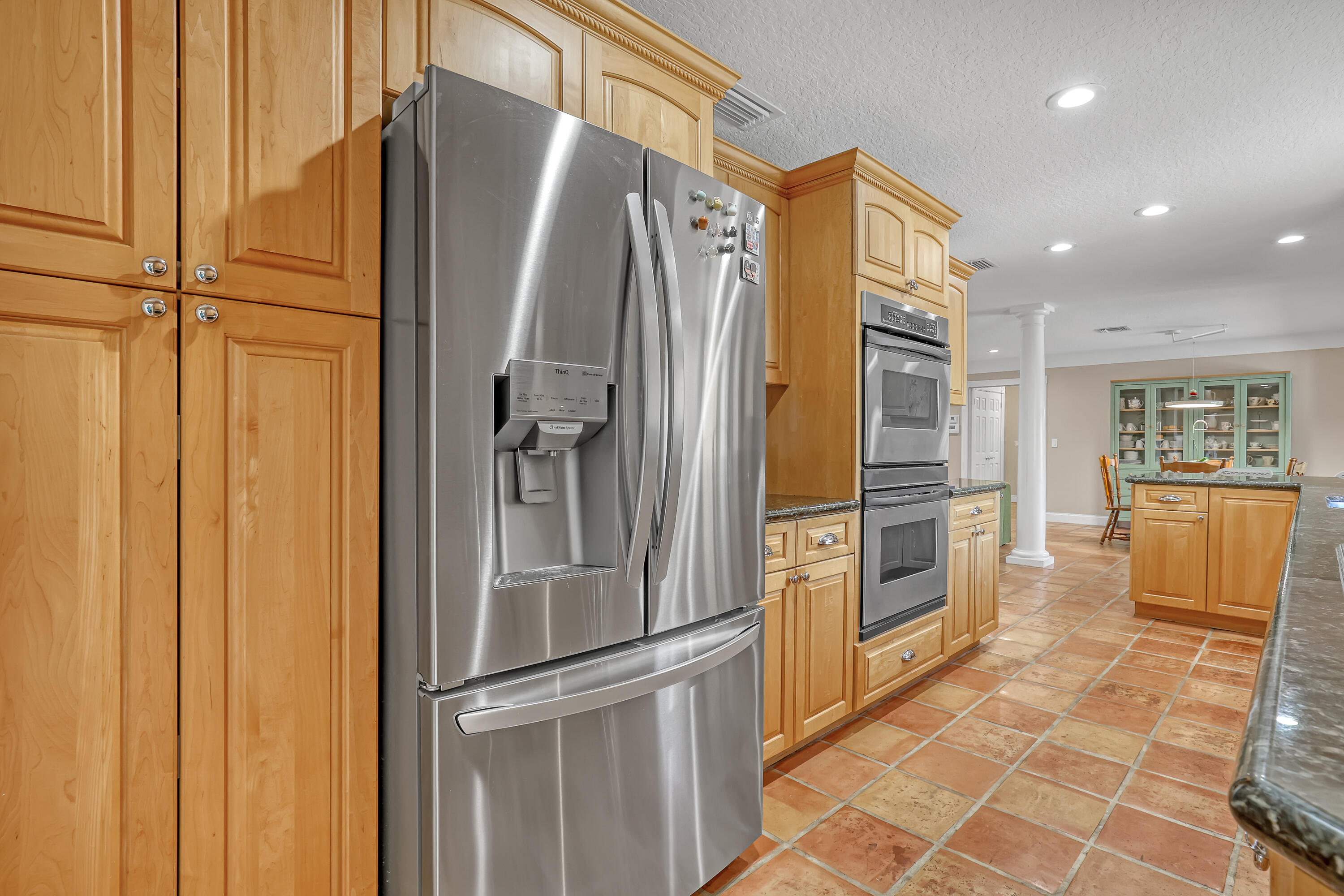 2100 NE 30th, Lighthouse Point FL 33064