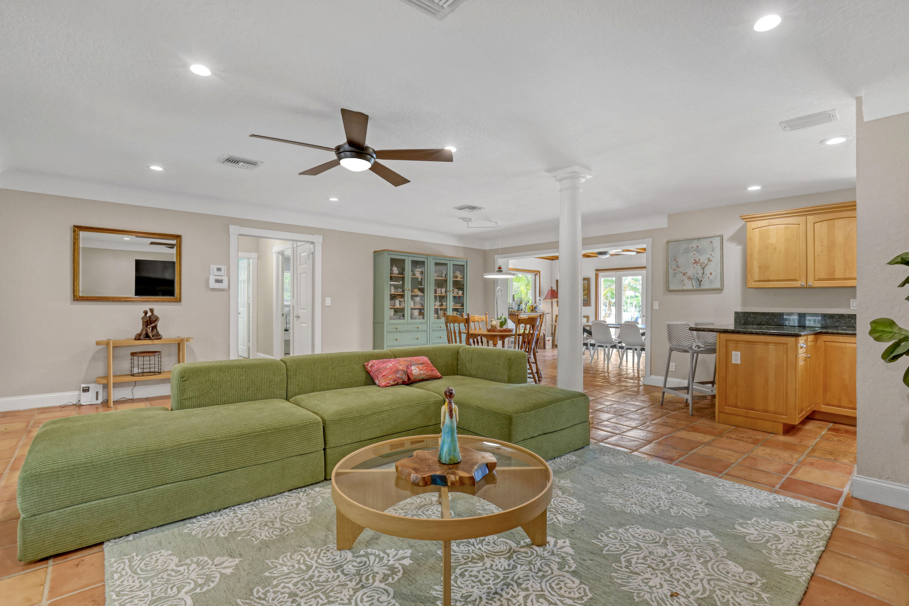 2100 NE 30th, Lighthouse Point FL 33064