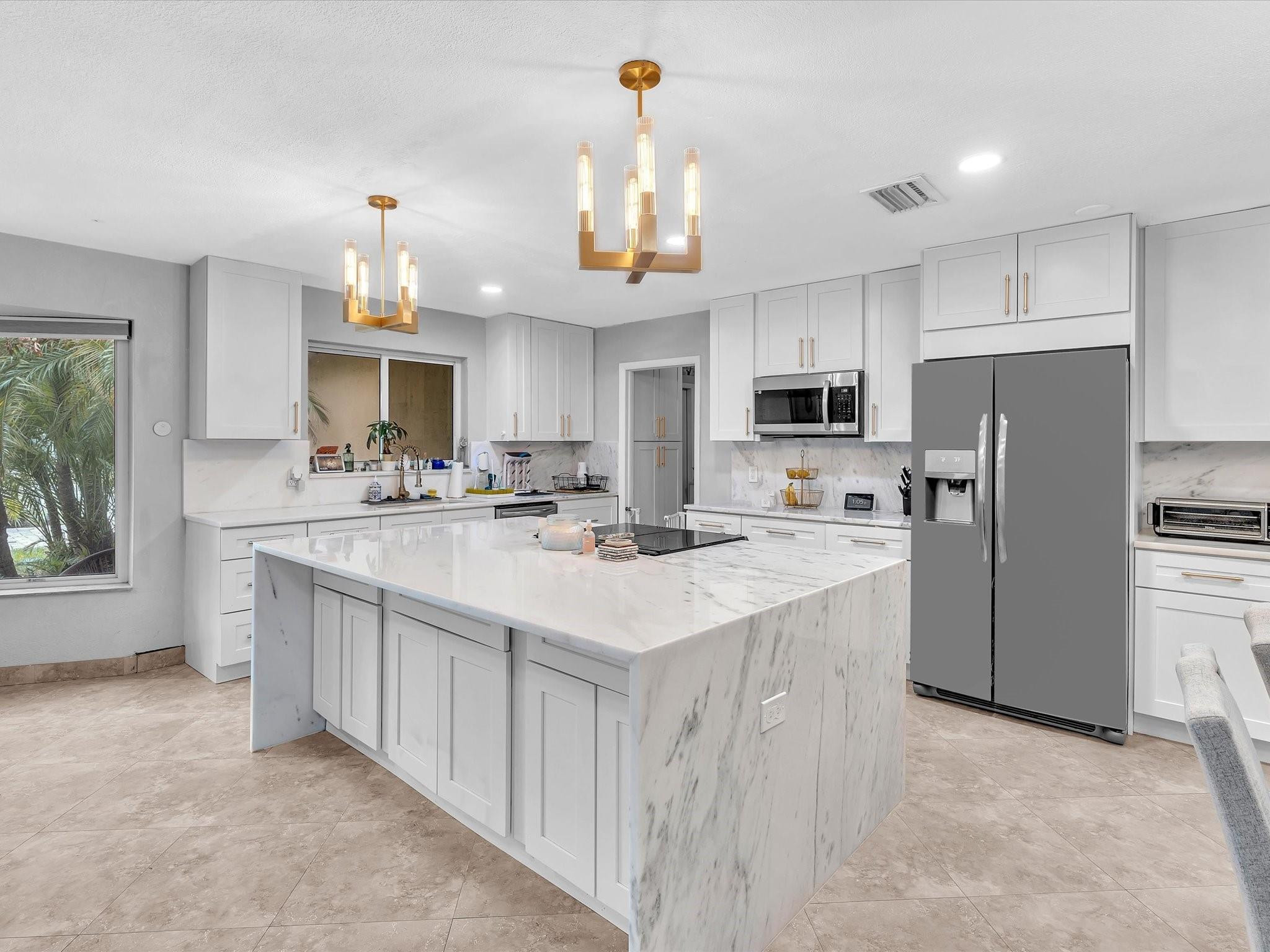 905 SE 13TH, Deerfield Beach FL 33441