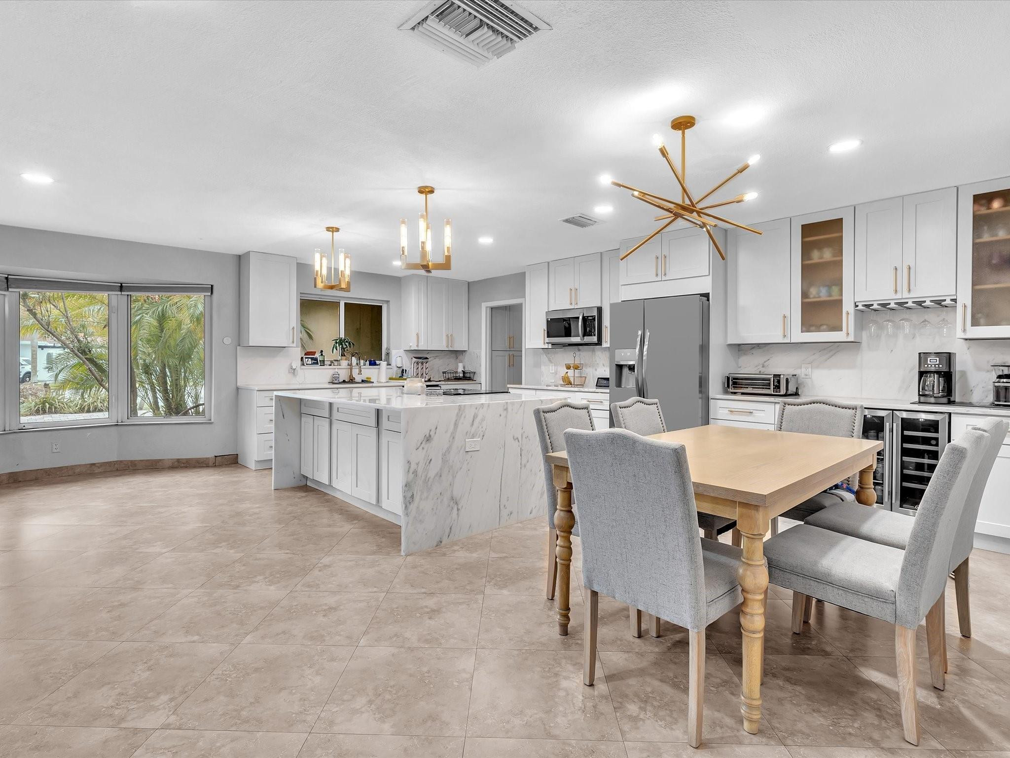 905 SE 13TH, Deerfield Beach FL 33441