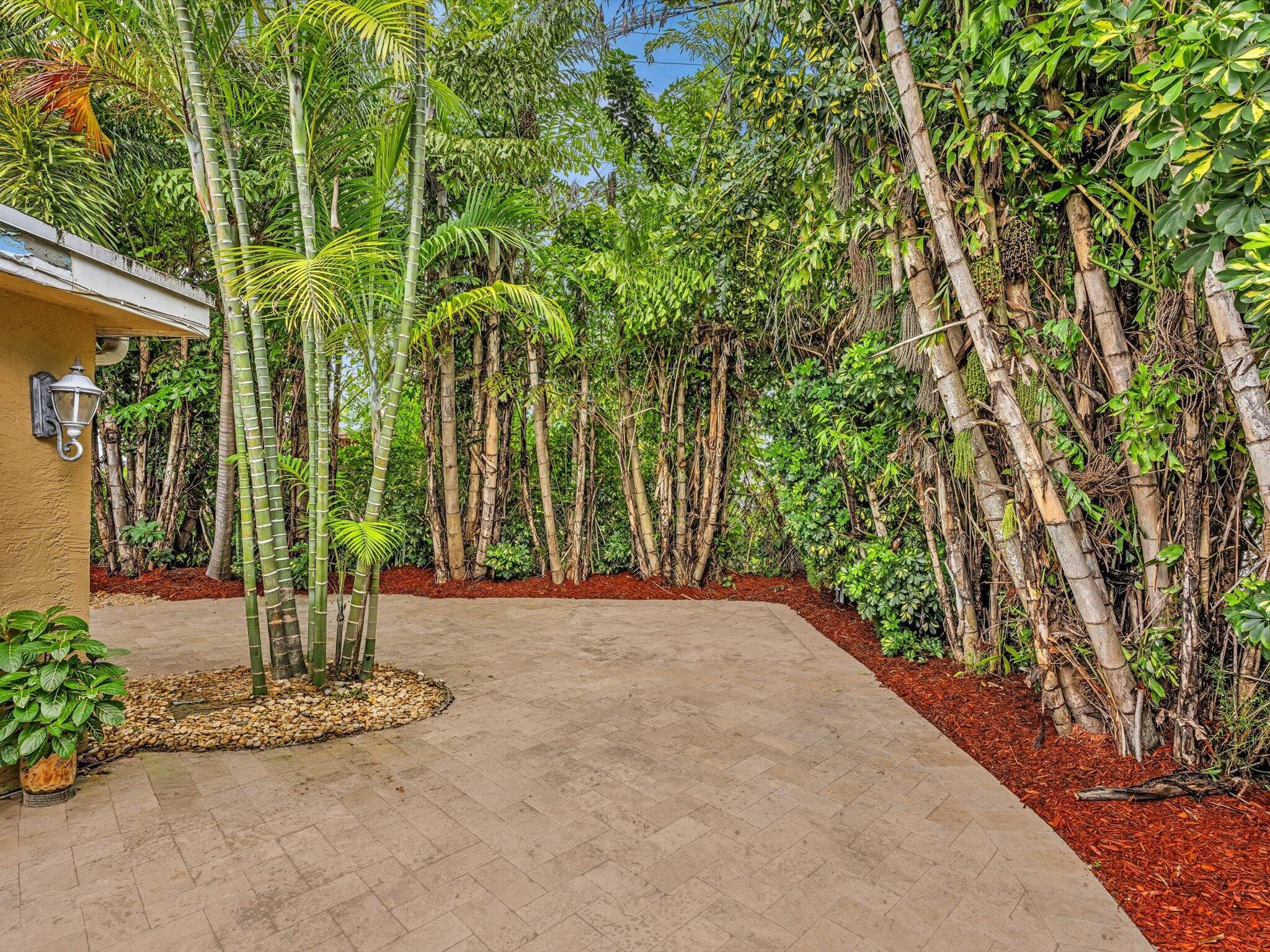 905 SE 13TH, Deerfield Beach FL 33441