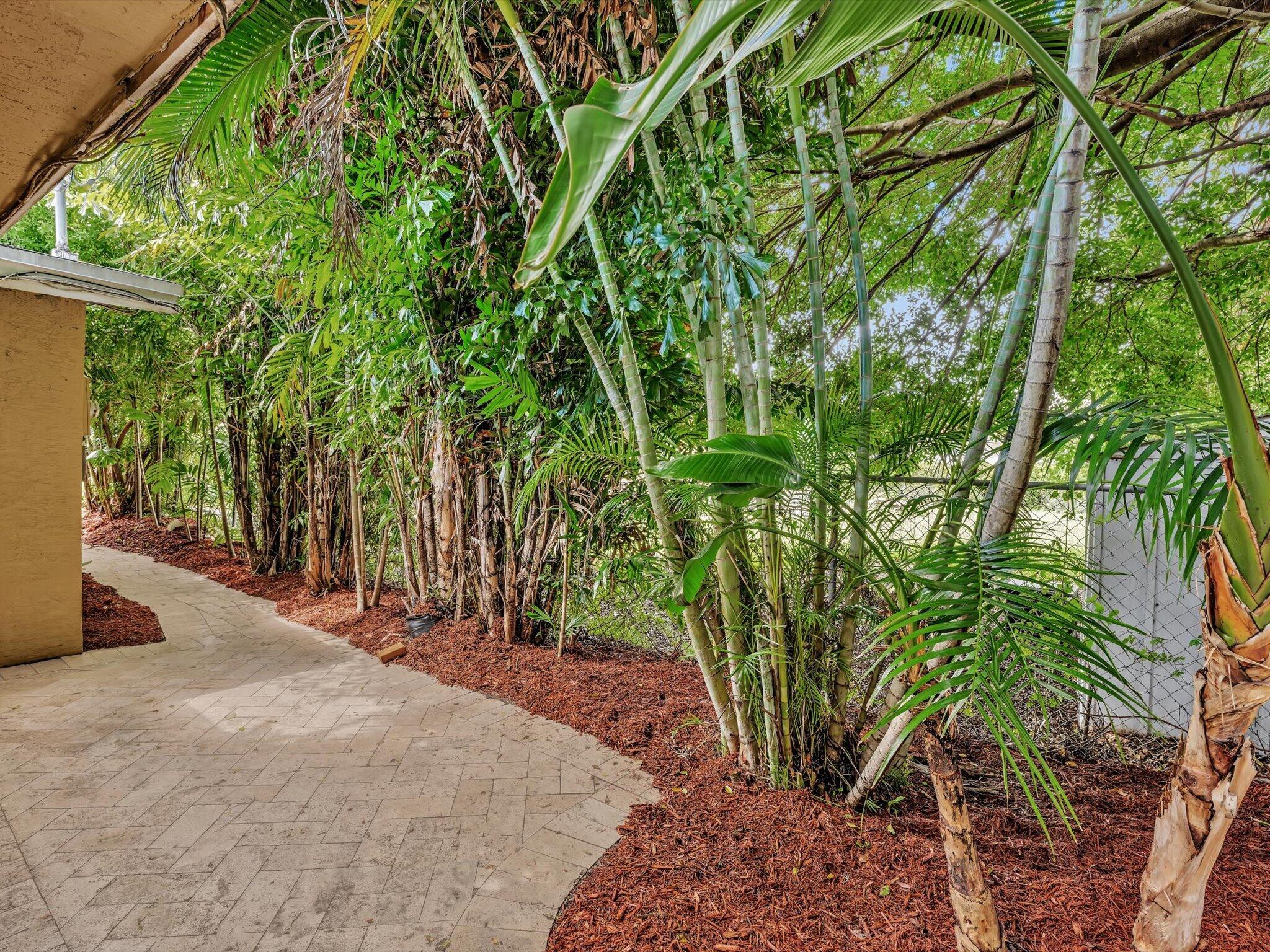 905 SE 13TH, Deerfield Beach FL 33441
