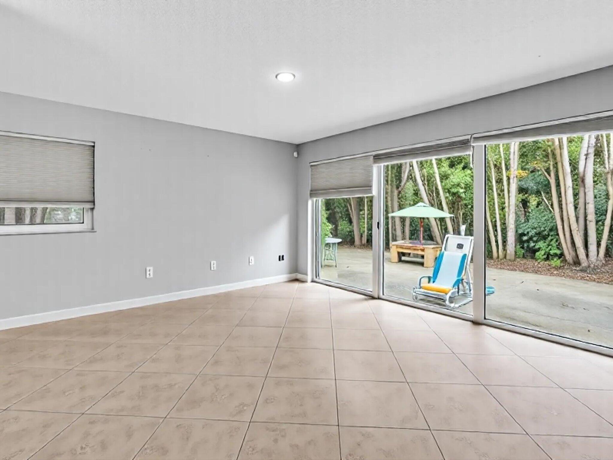 905 SE 13TH, Deerfield Beach FL 33441